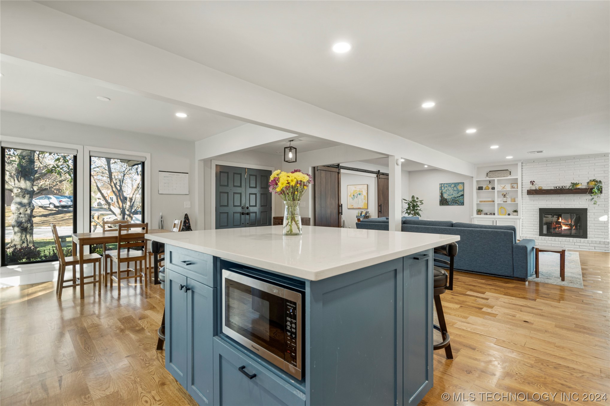 5813 S 69th East Avenue