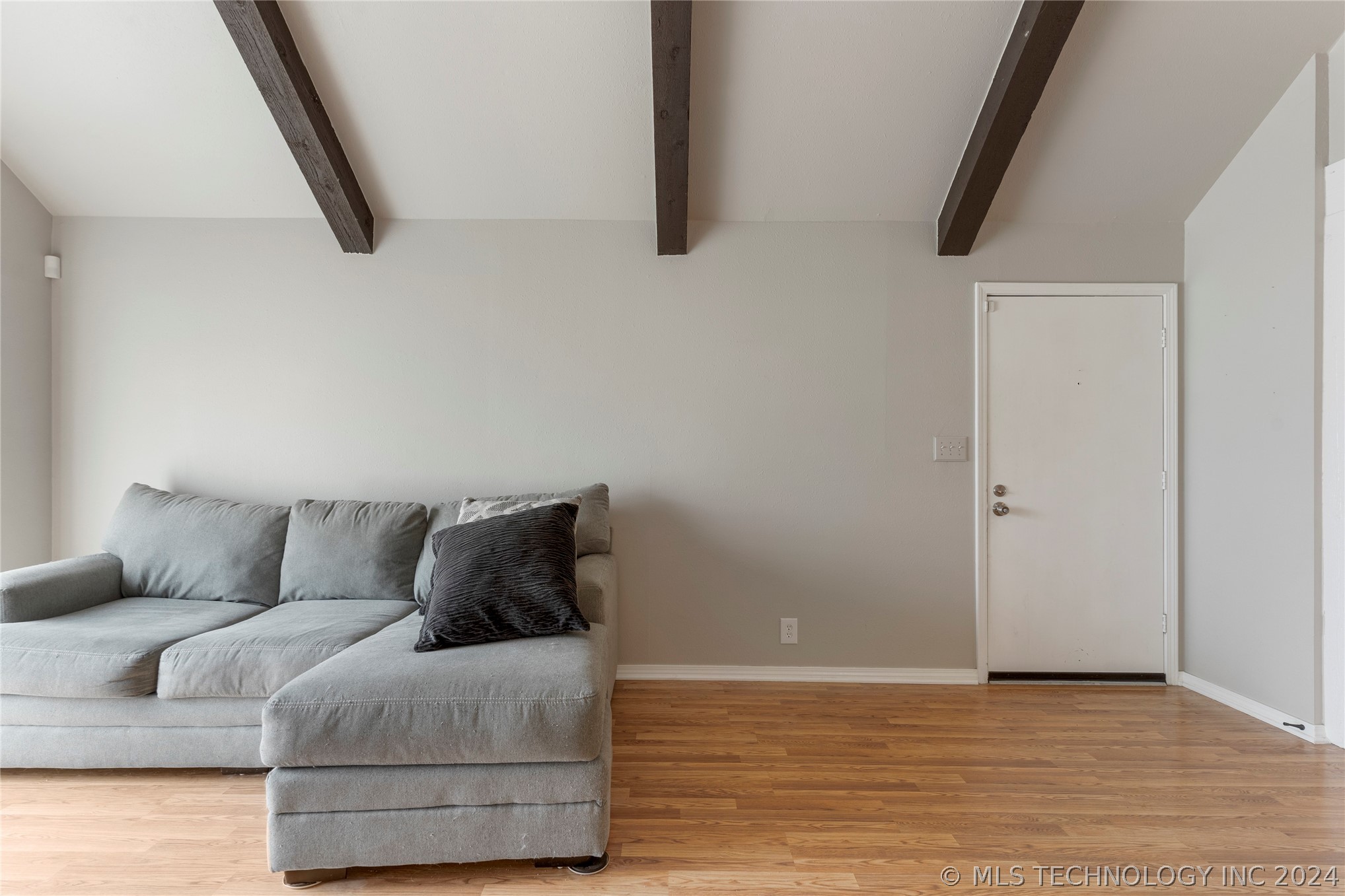 15909 E 131st Street S 4