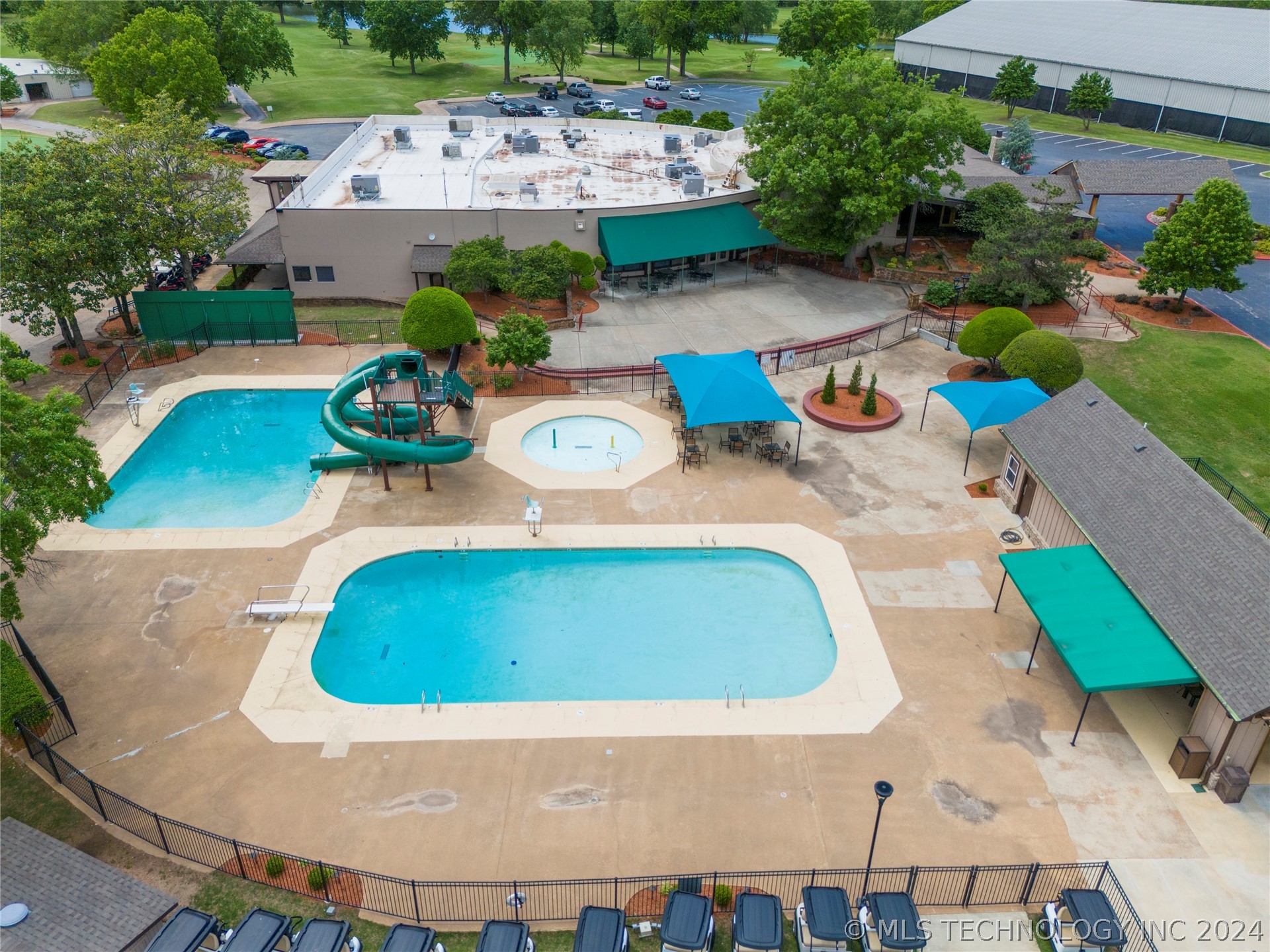 15909 E 131st Street S 4