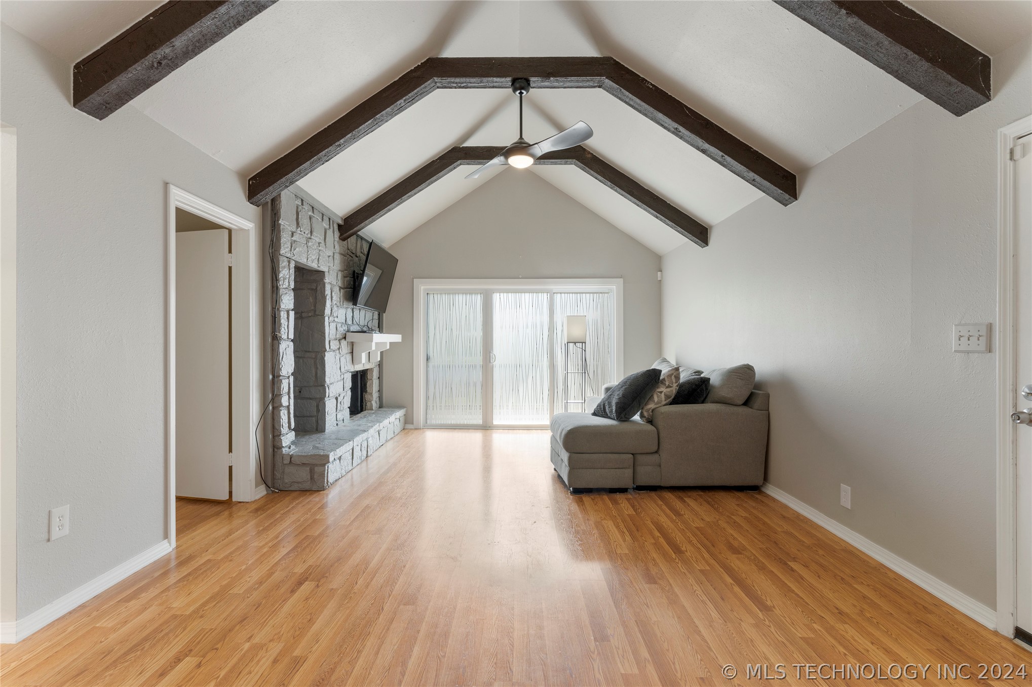 15909 E 131st Street S 4