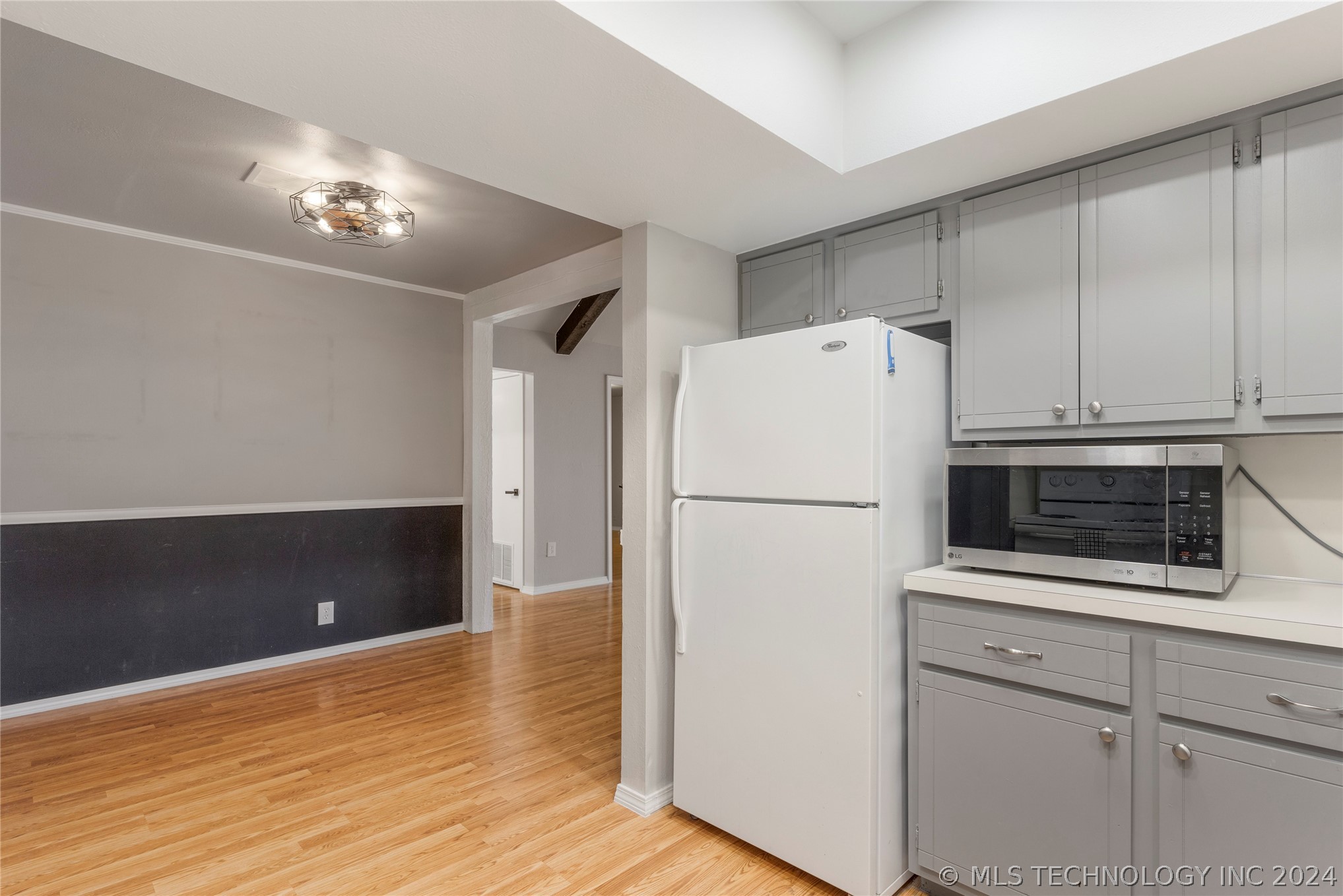 15909 E 131st Street S 4