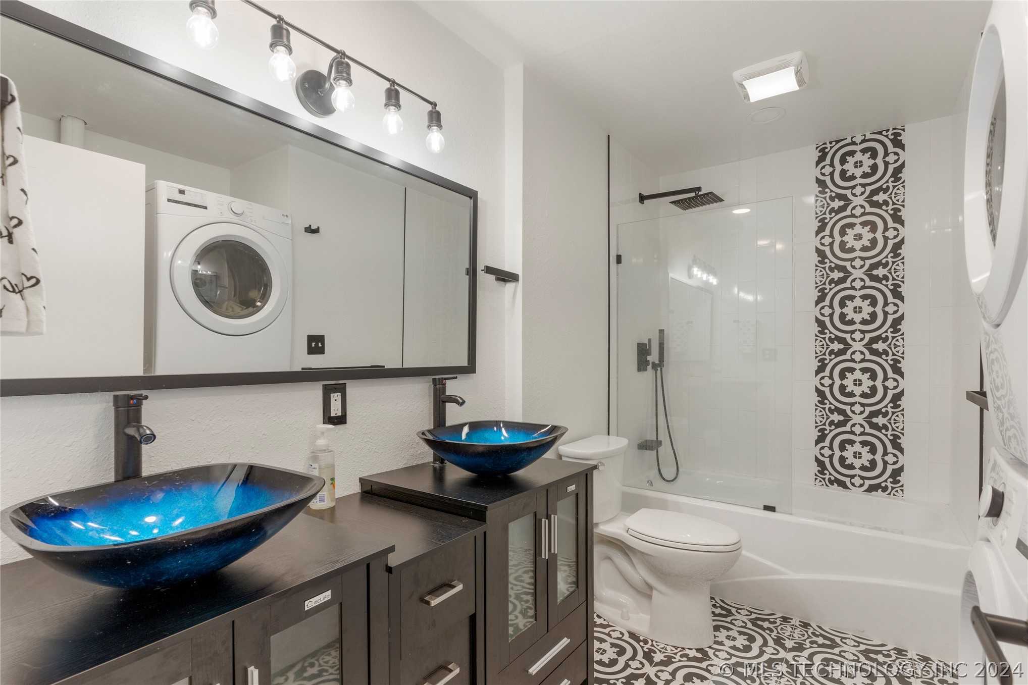 15909 E 131st Street S 4