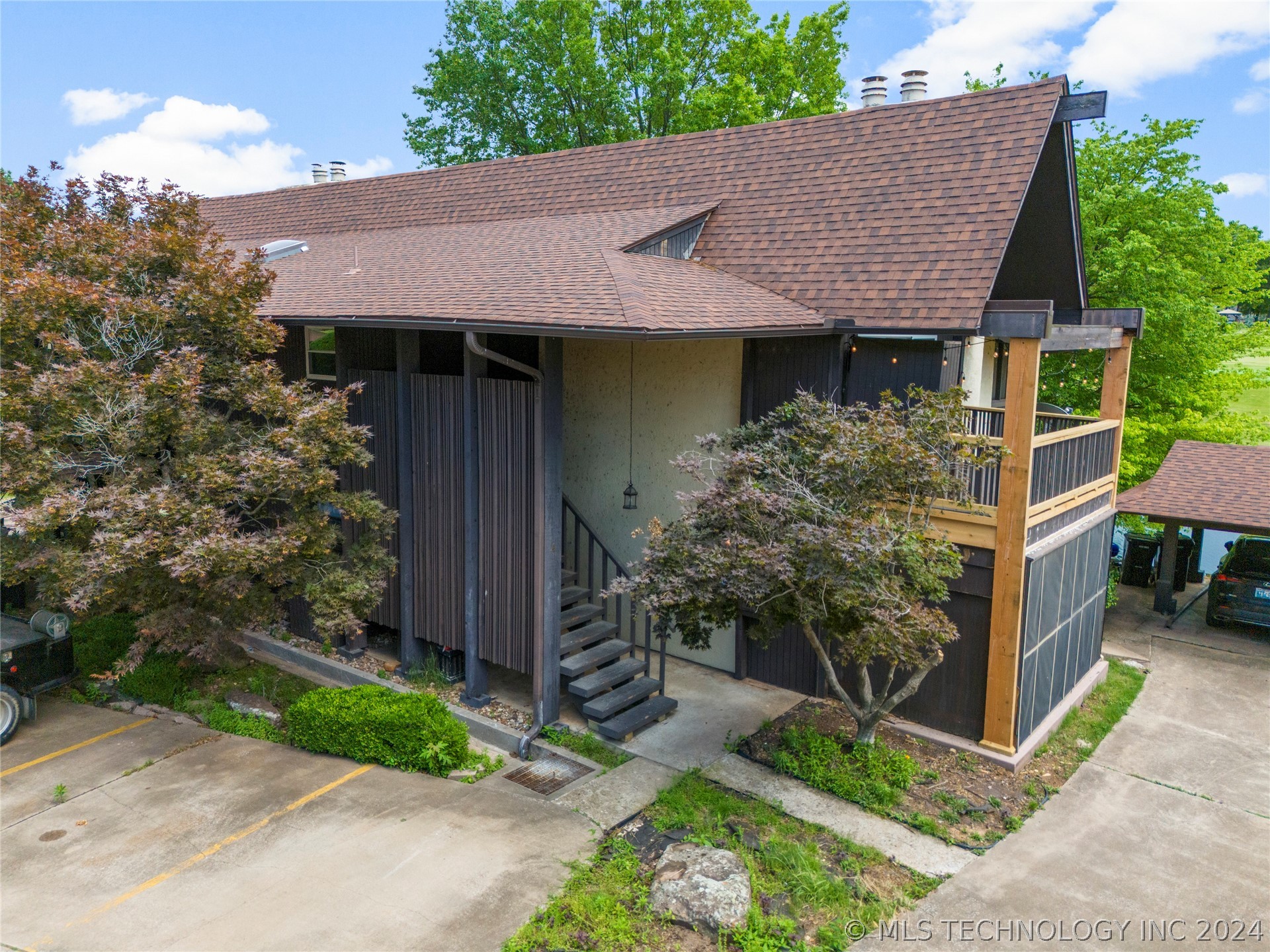 15909 E 131st Street S 4