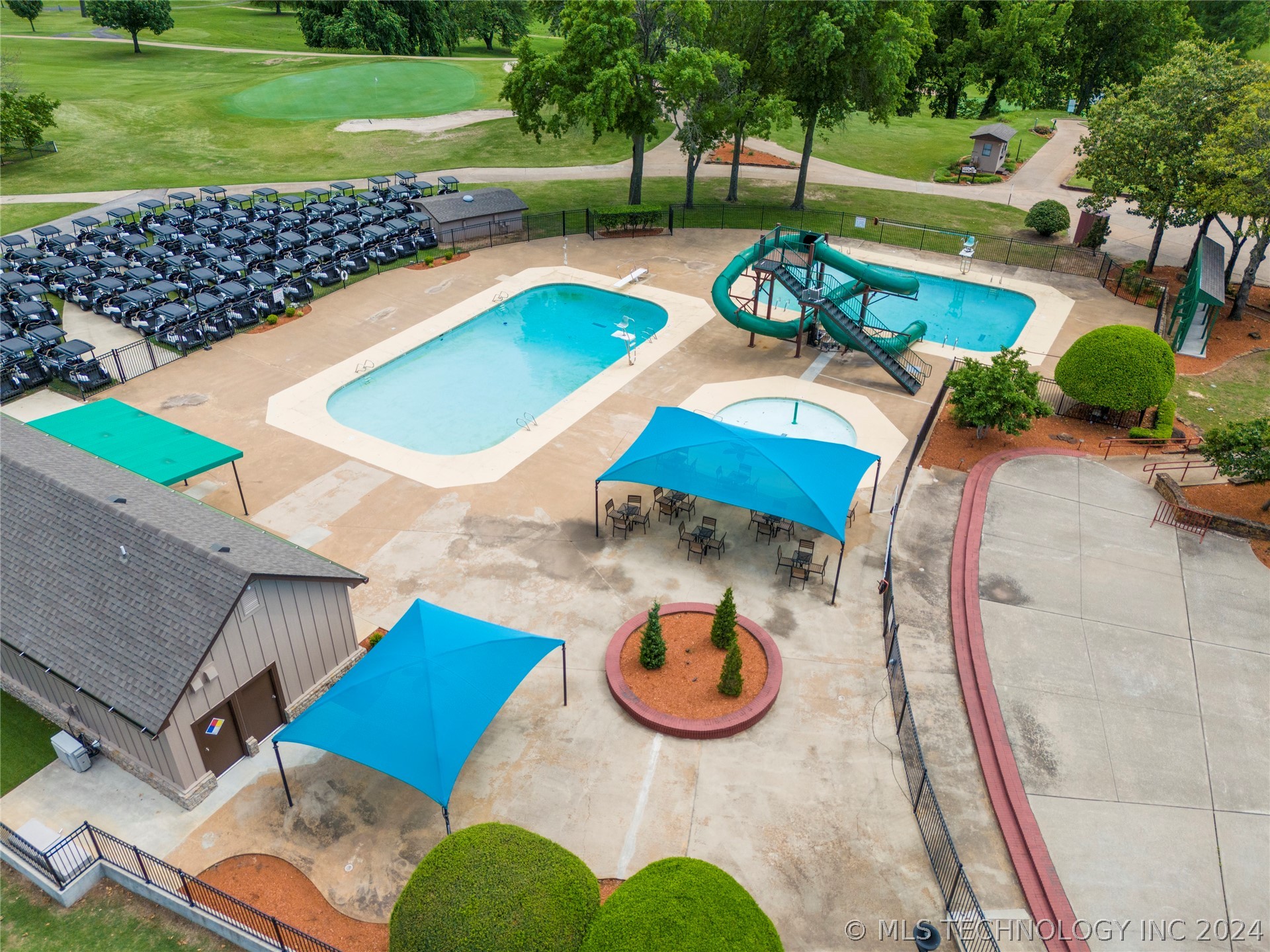 15909 E 131st Street S 4