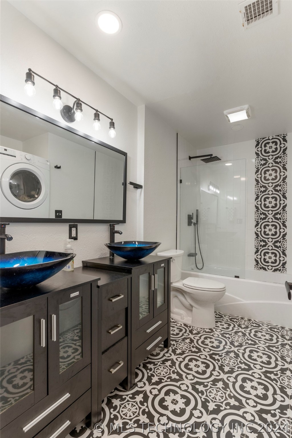 15909 E 131st Street S 4