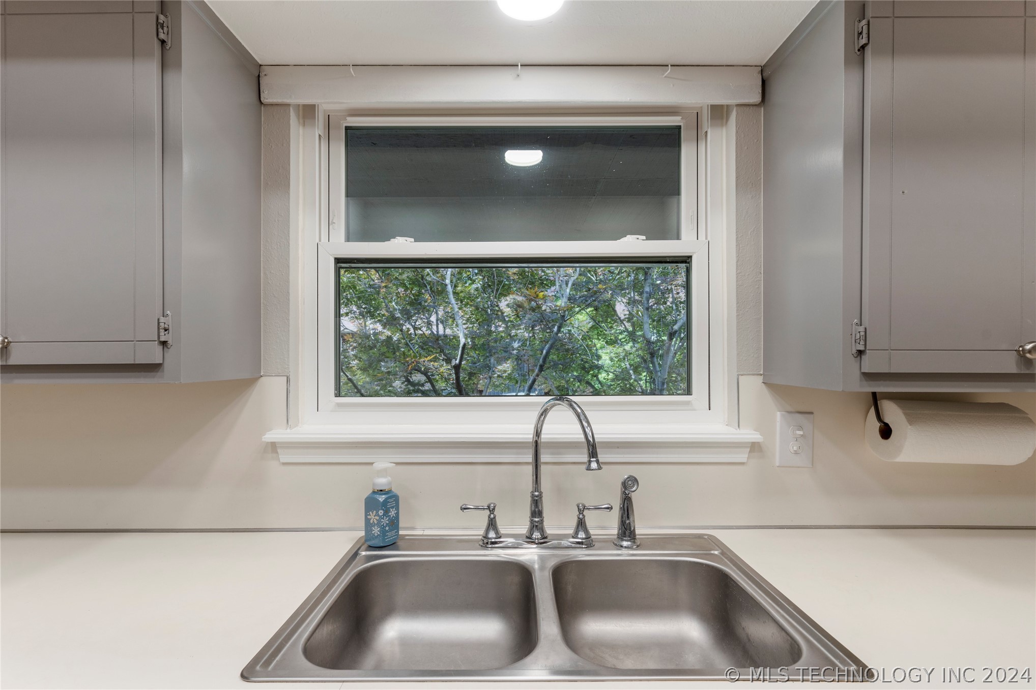 15909 E 131st Street S 4