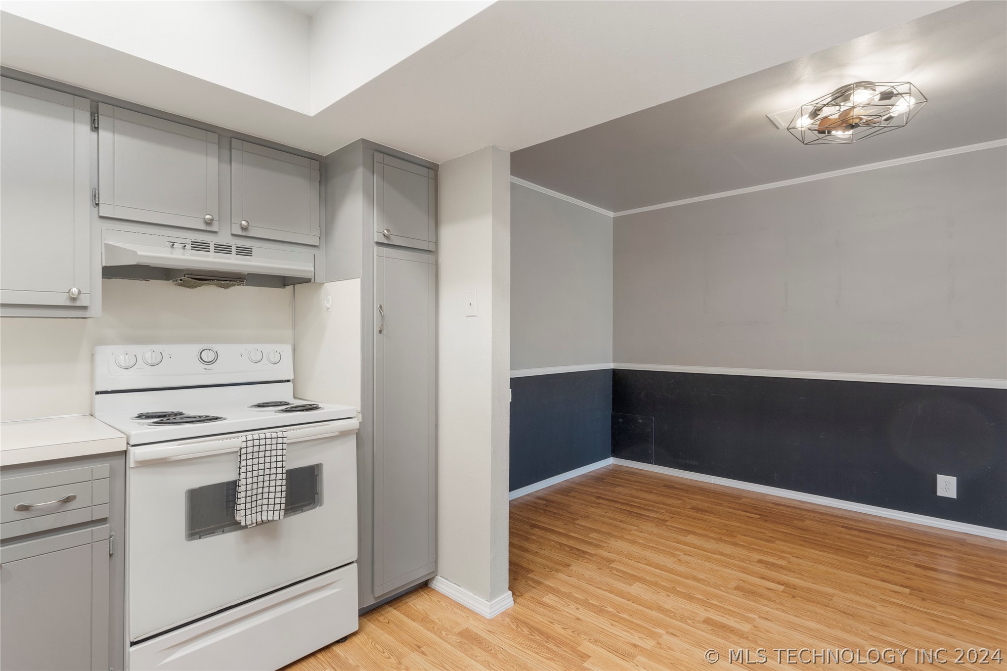 15909 E 131st Street S 4