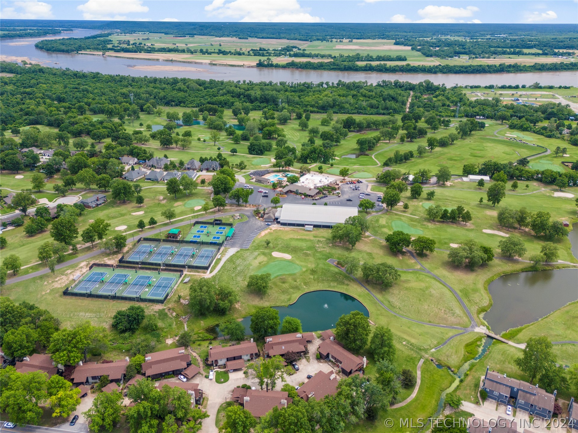 15909 E 131st Street S 4