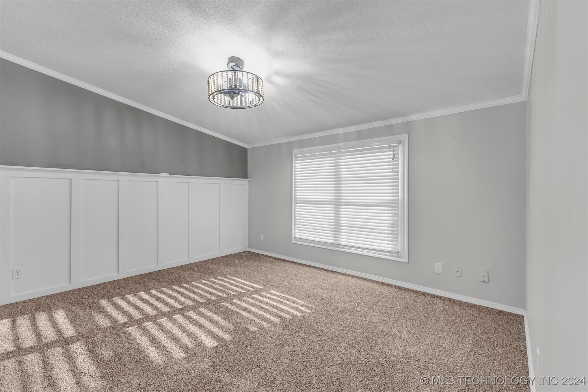 7086 Greenfield Lane