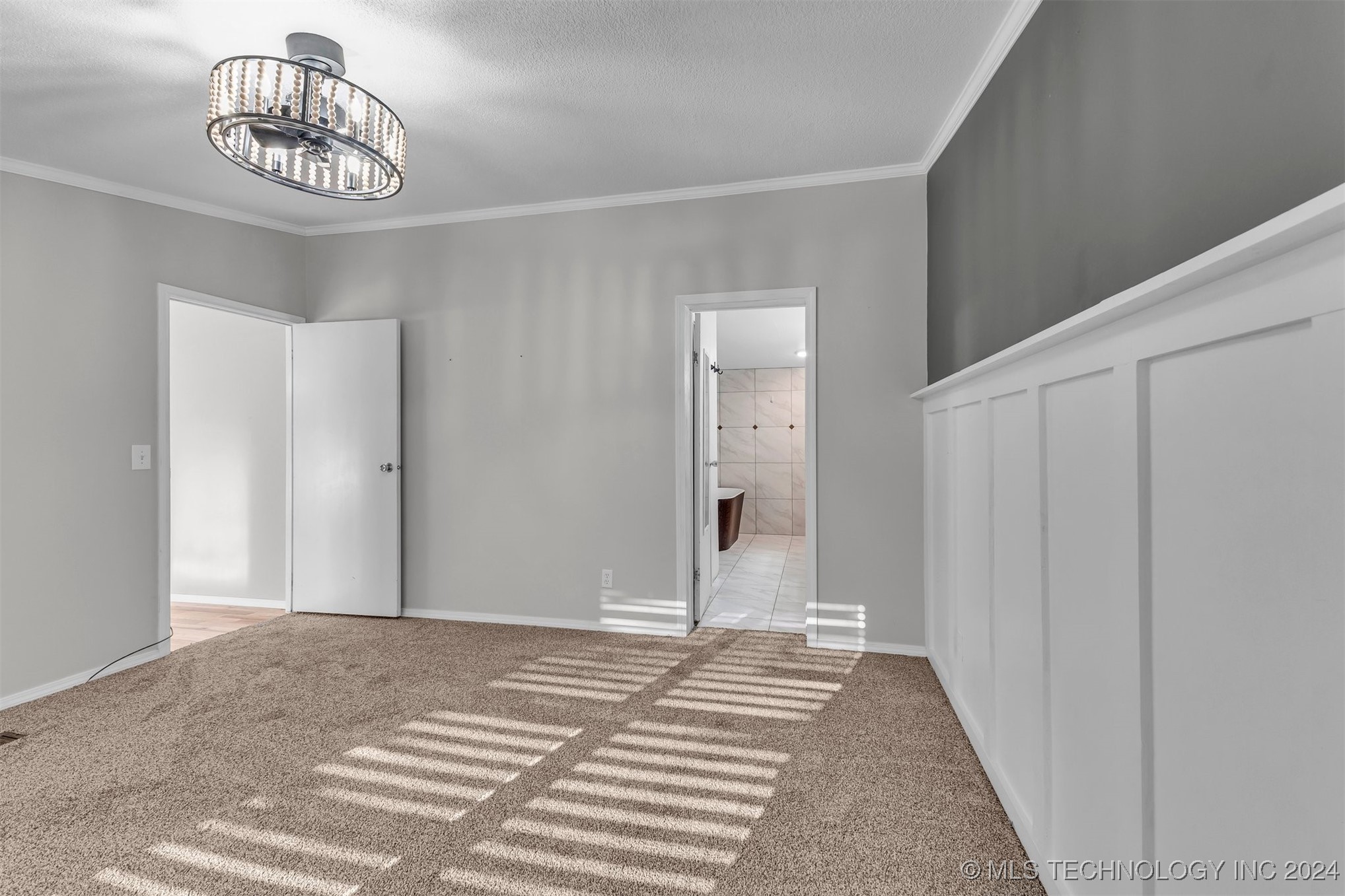 7086 Greenfield Lane