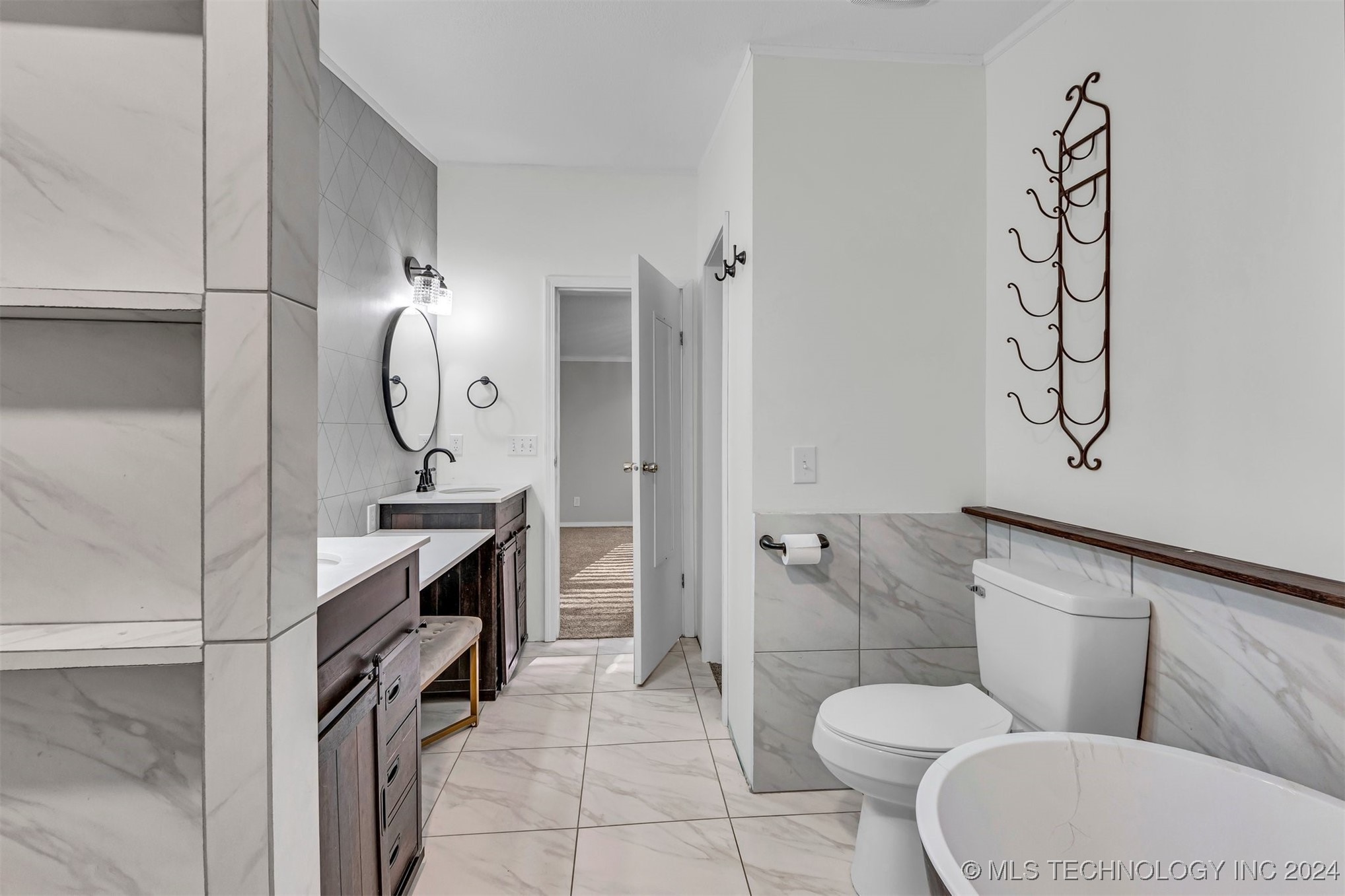 7086 Greenfield Lane