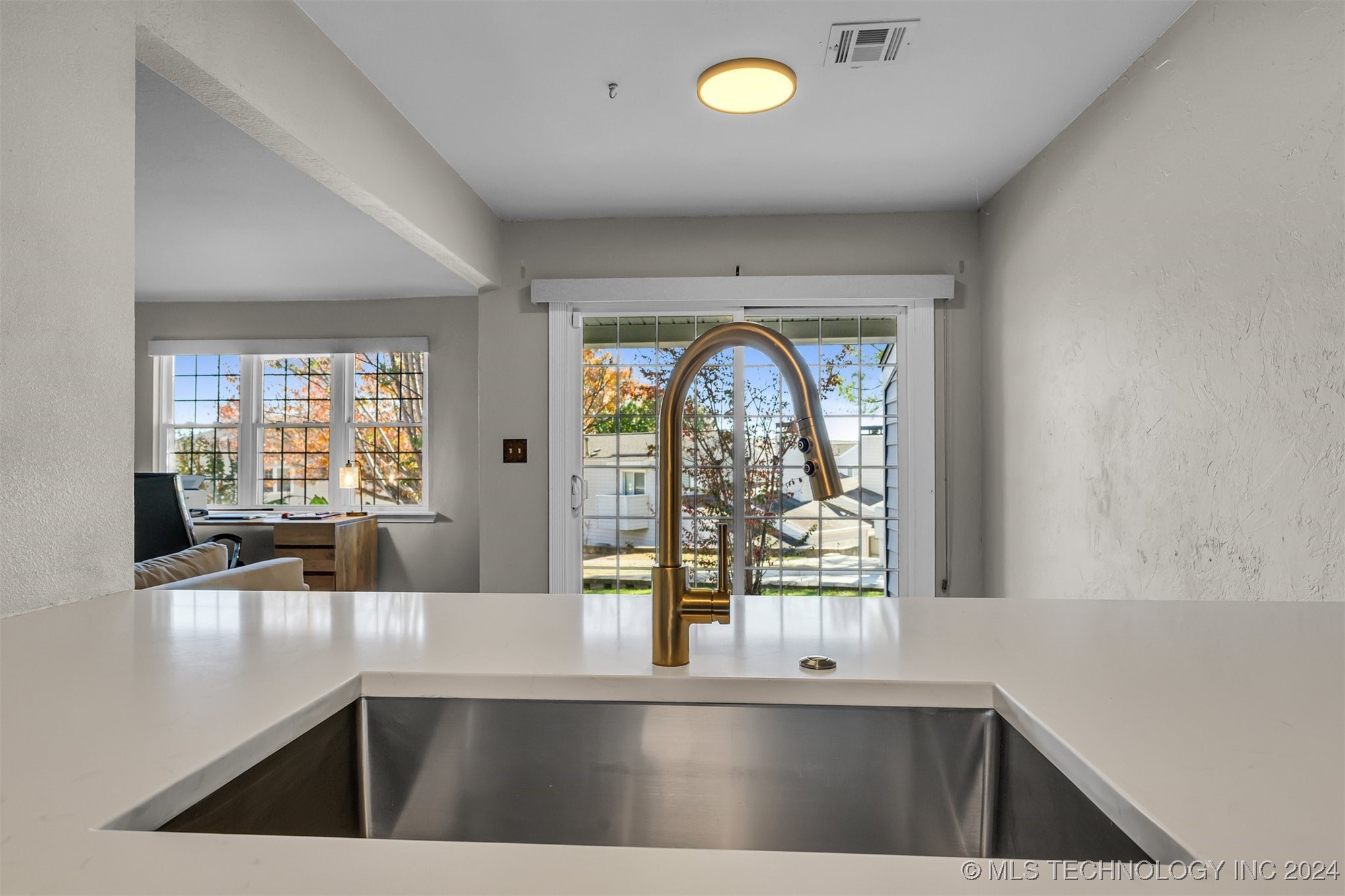 6317 E 89th Place 1303