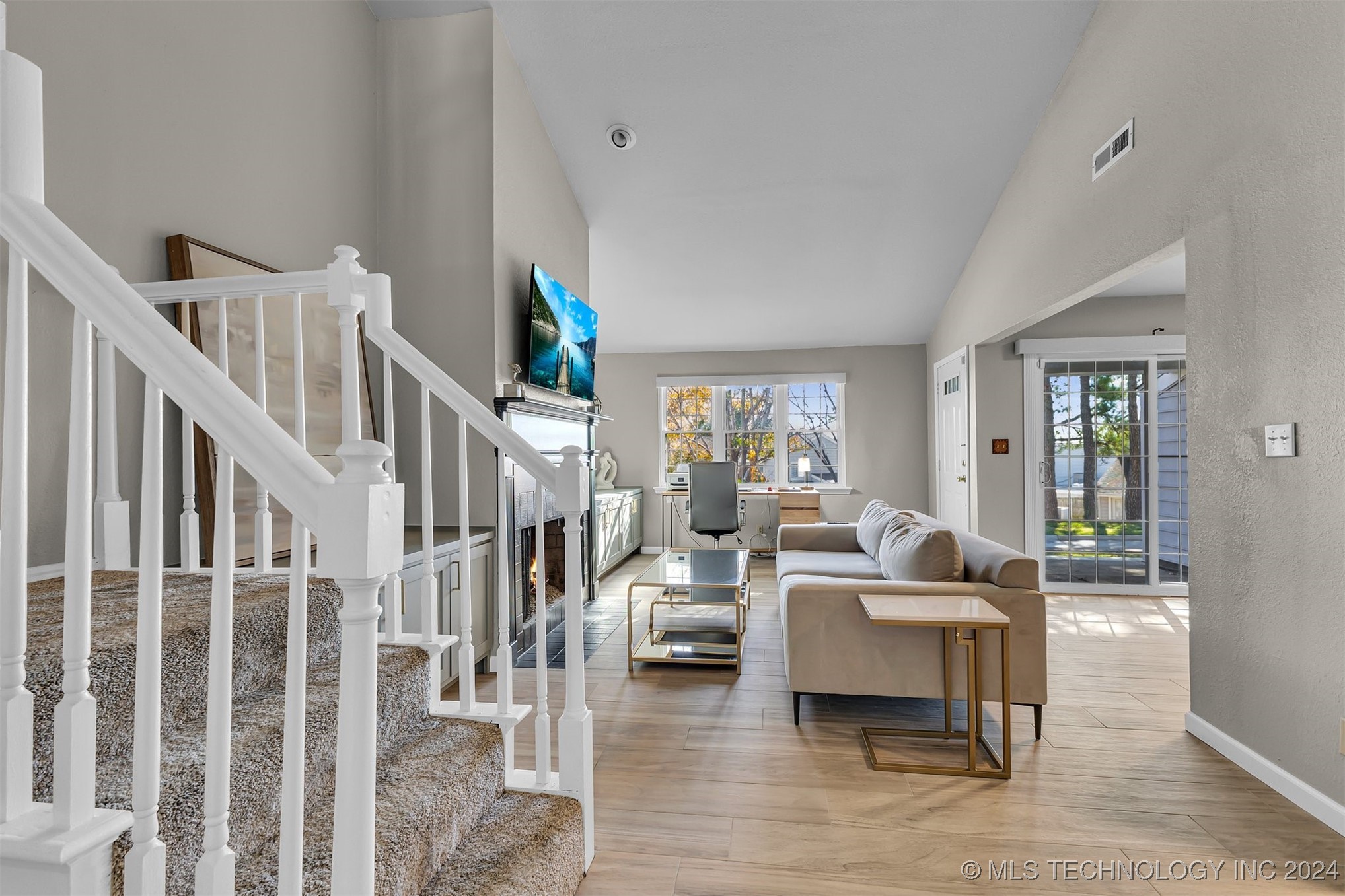 6317 E 89th Place 1303