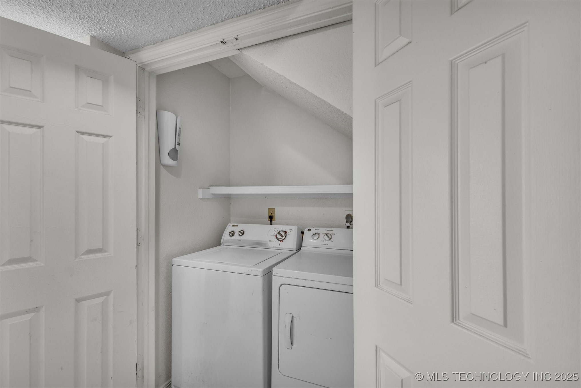 6818 S 78th East Avenue