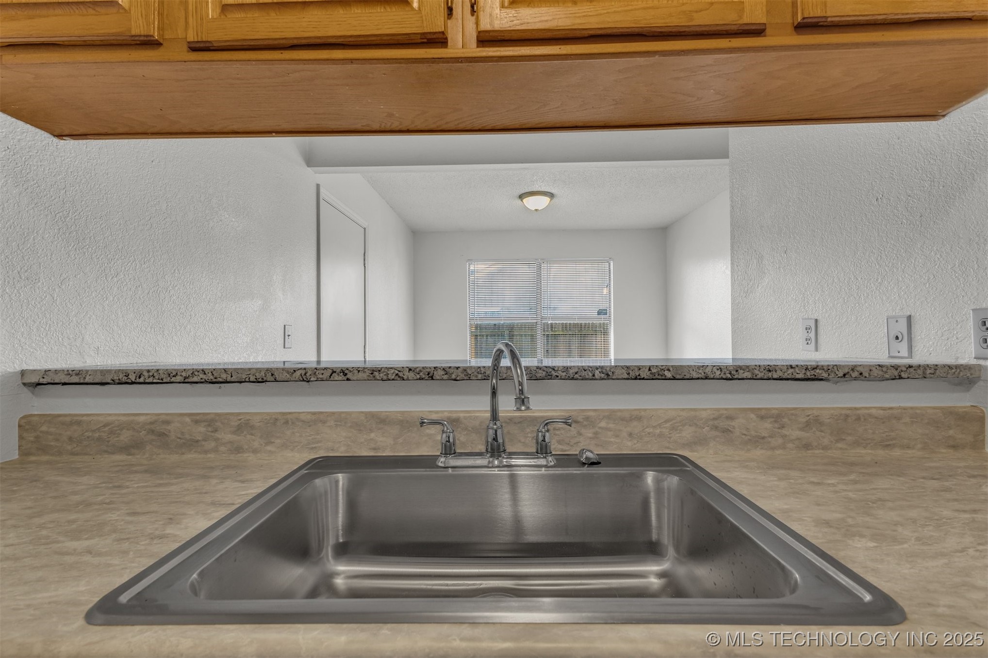 6818 S 78th East Avenue