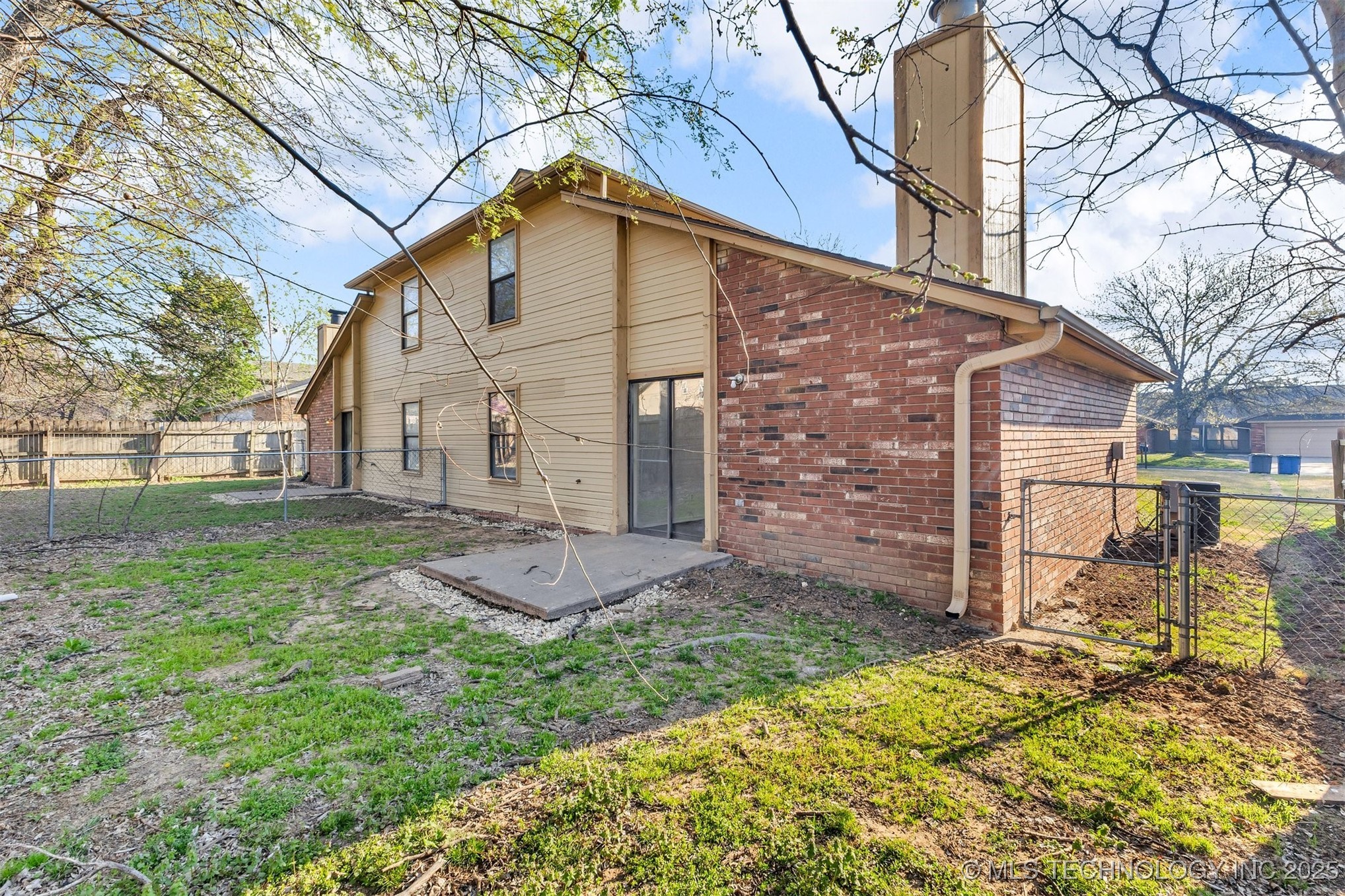 6818 S 78th East Avenue