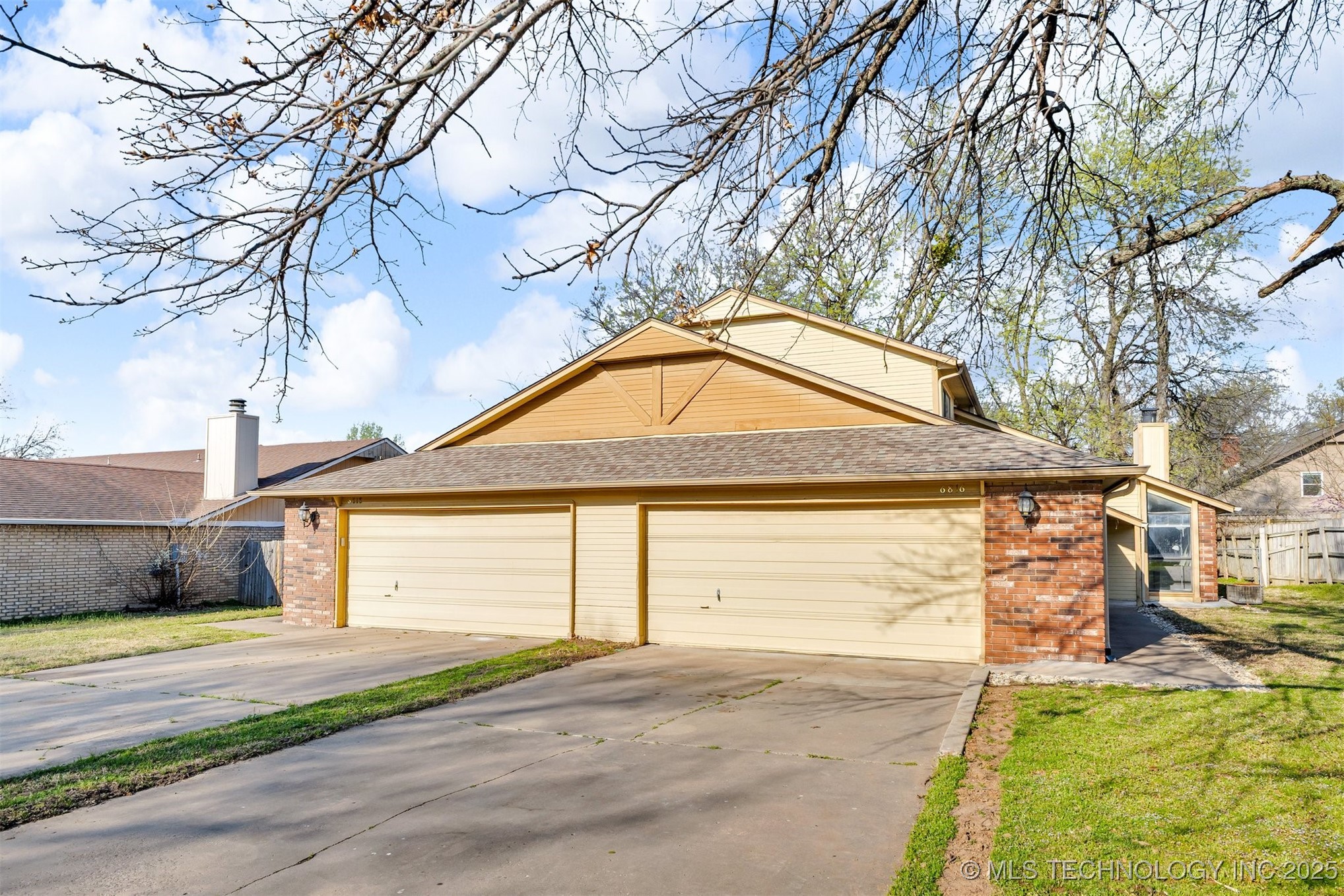 6818 S 78th East Avenue