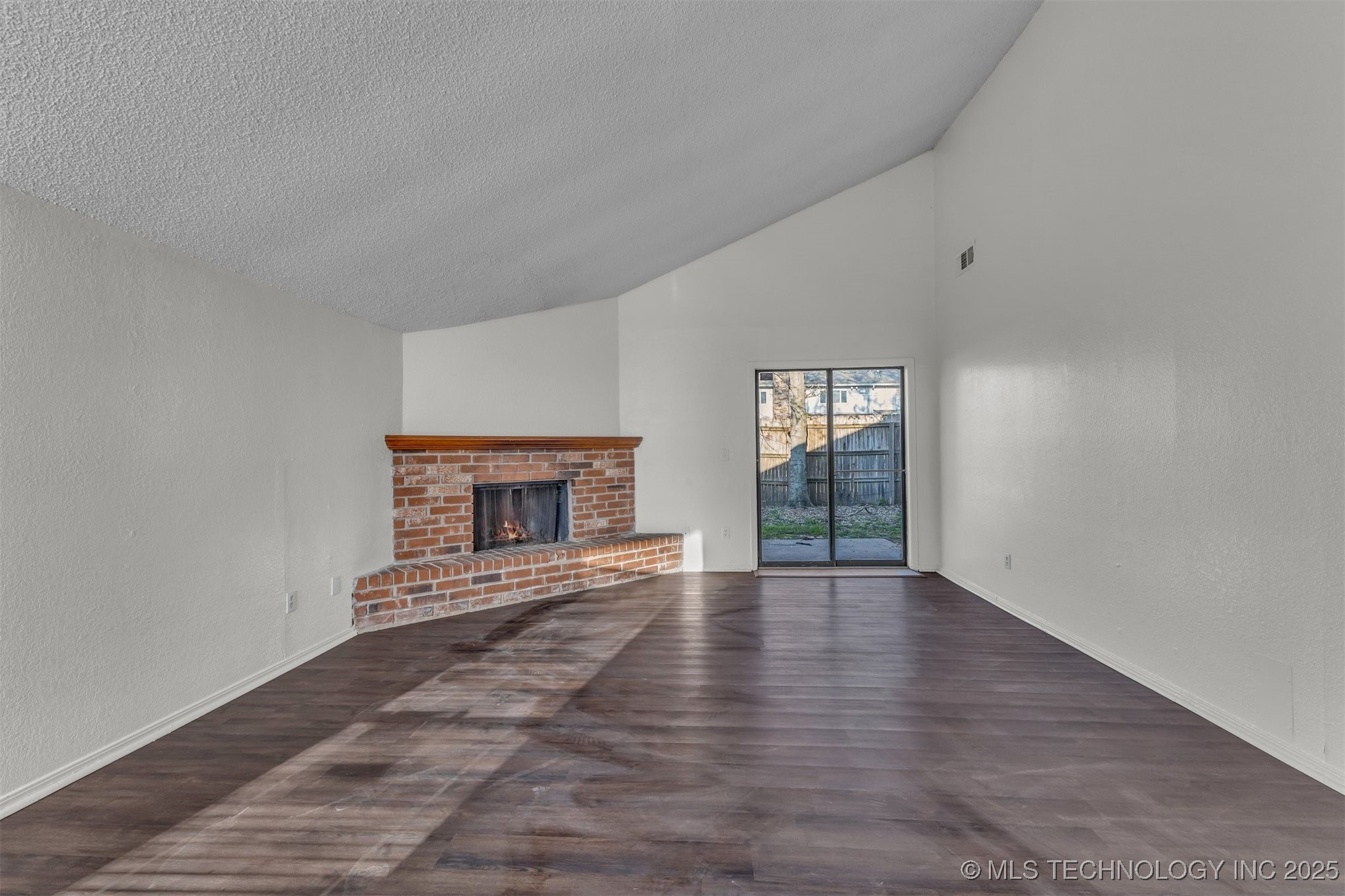 6818 S 78th East Avenue