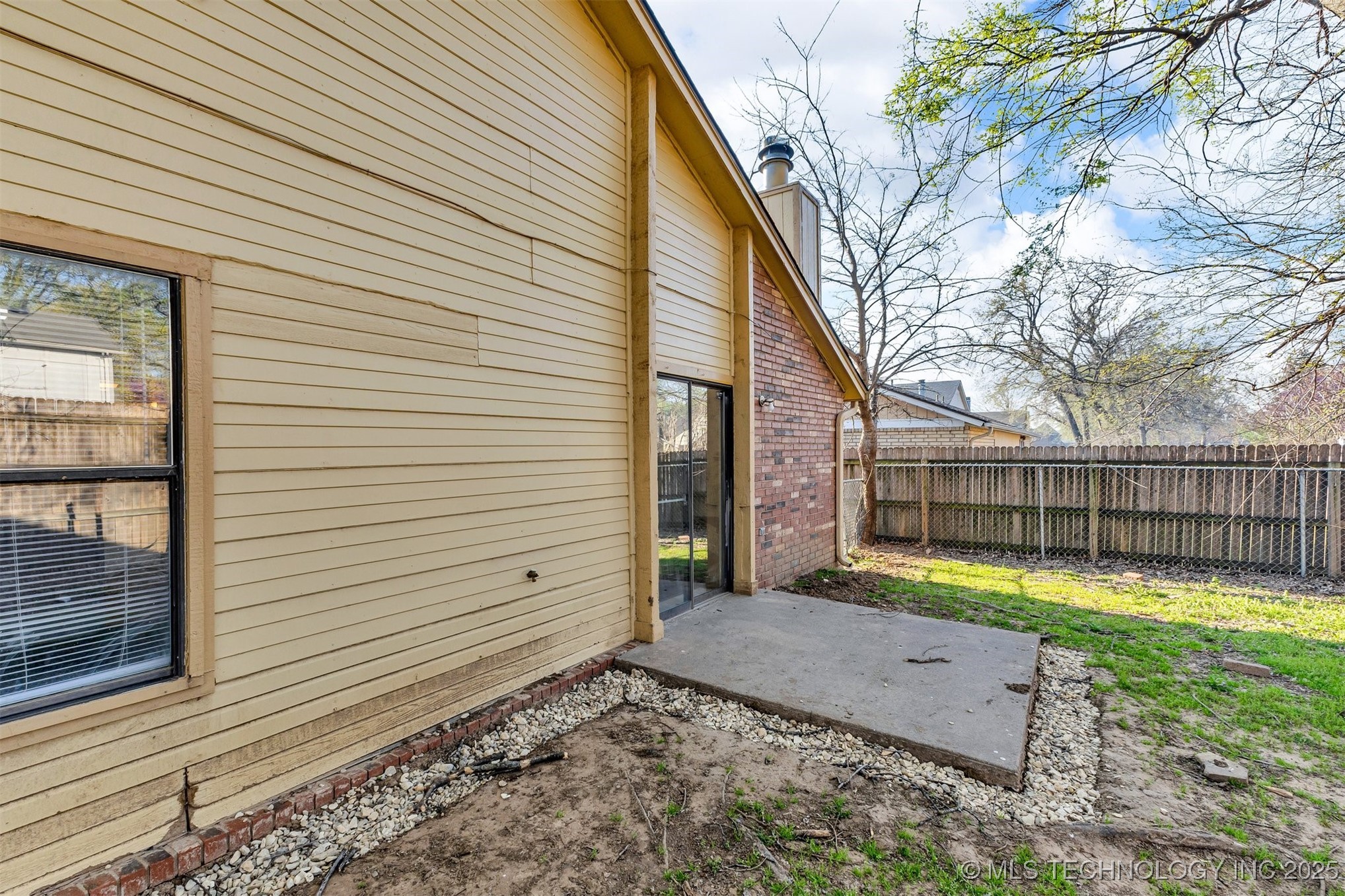 6818 S 78th East Avenue