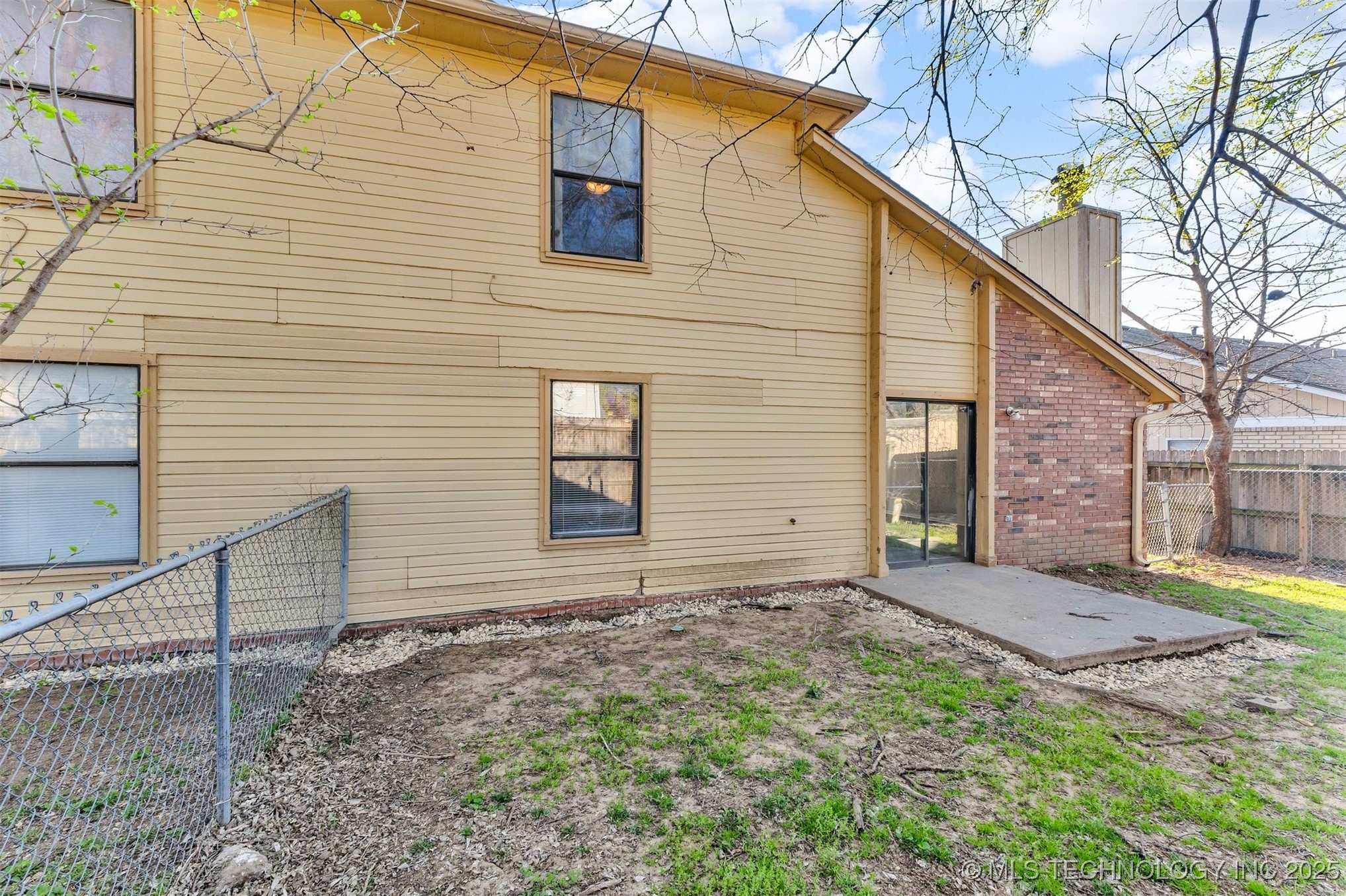 6818 S 78th East Avenue