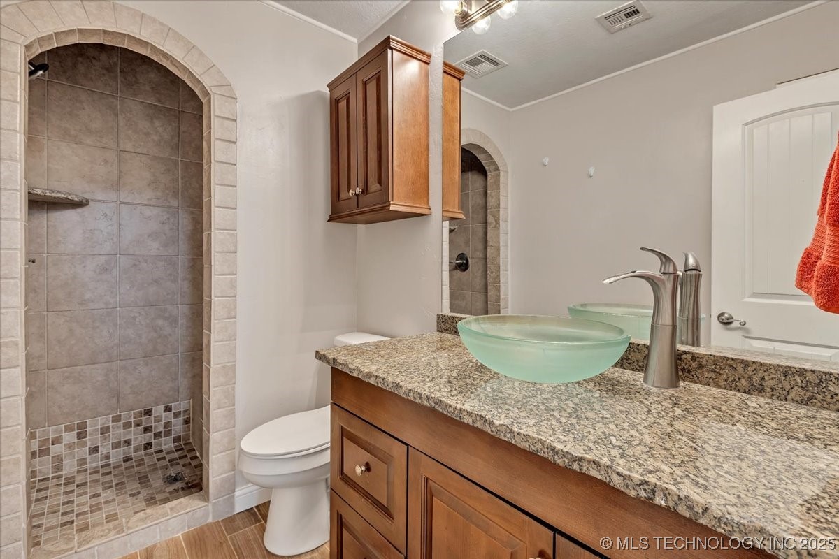 205 E 116th Street S