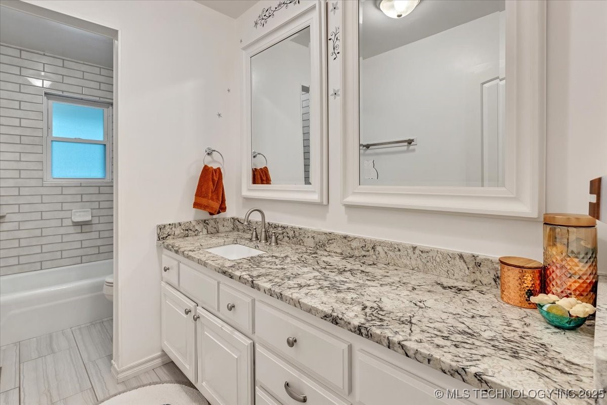 205 E 116th Street S