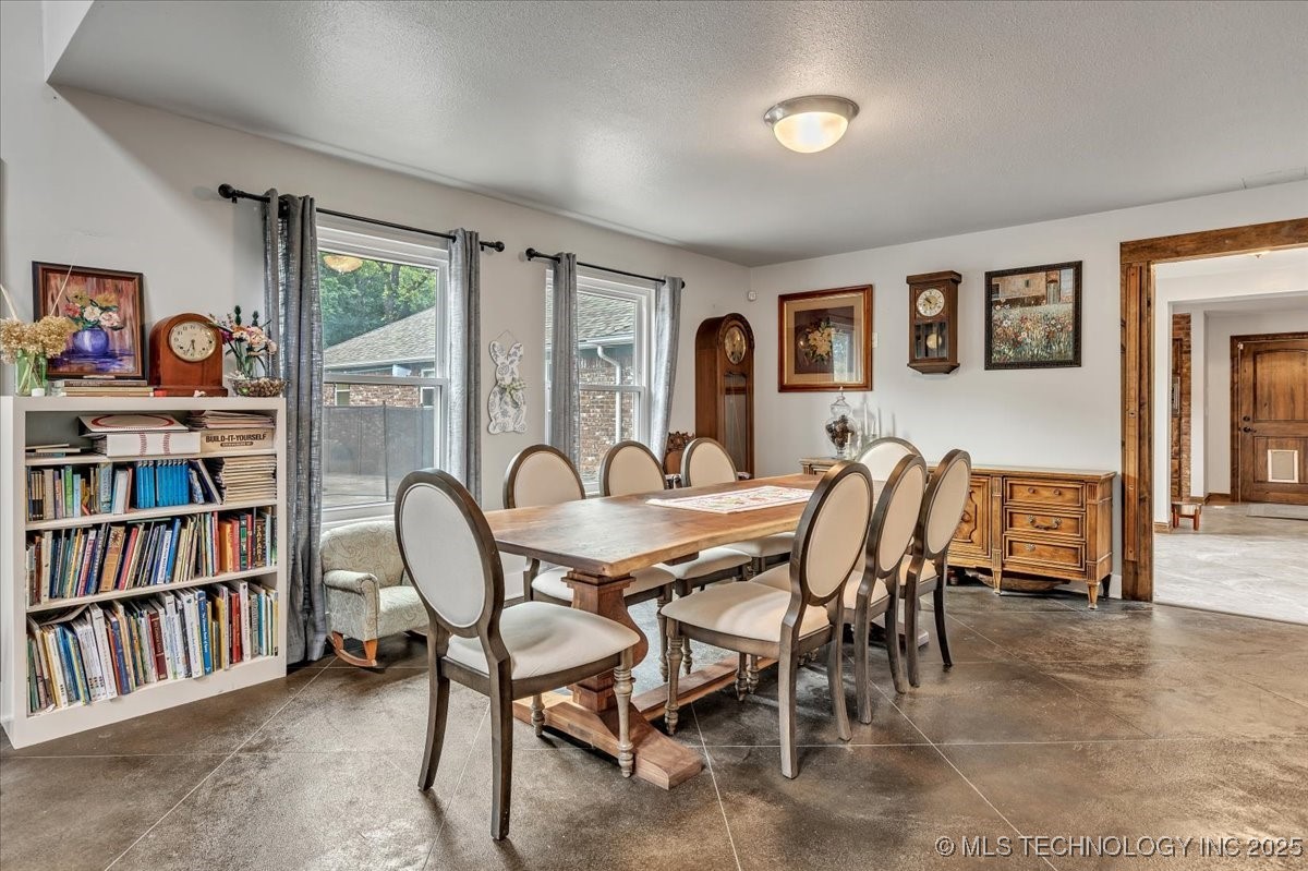 205 E 116th Street S