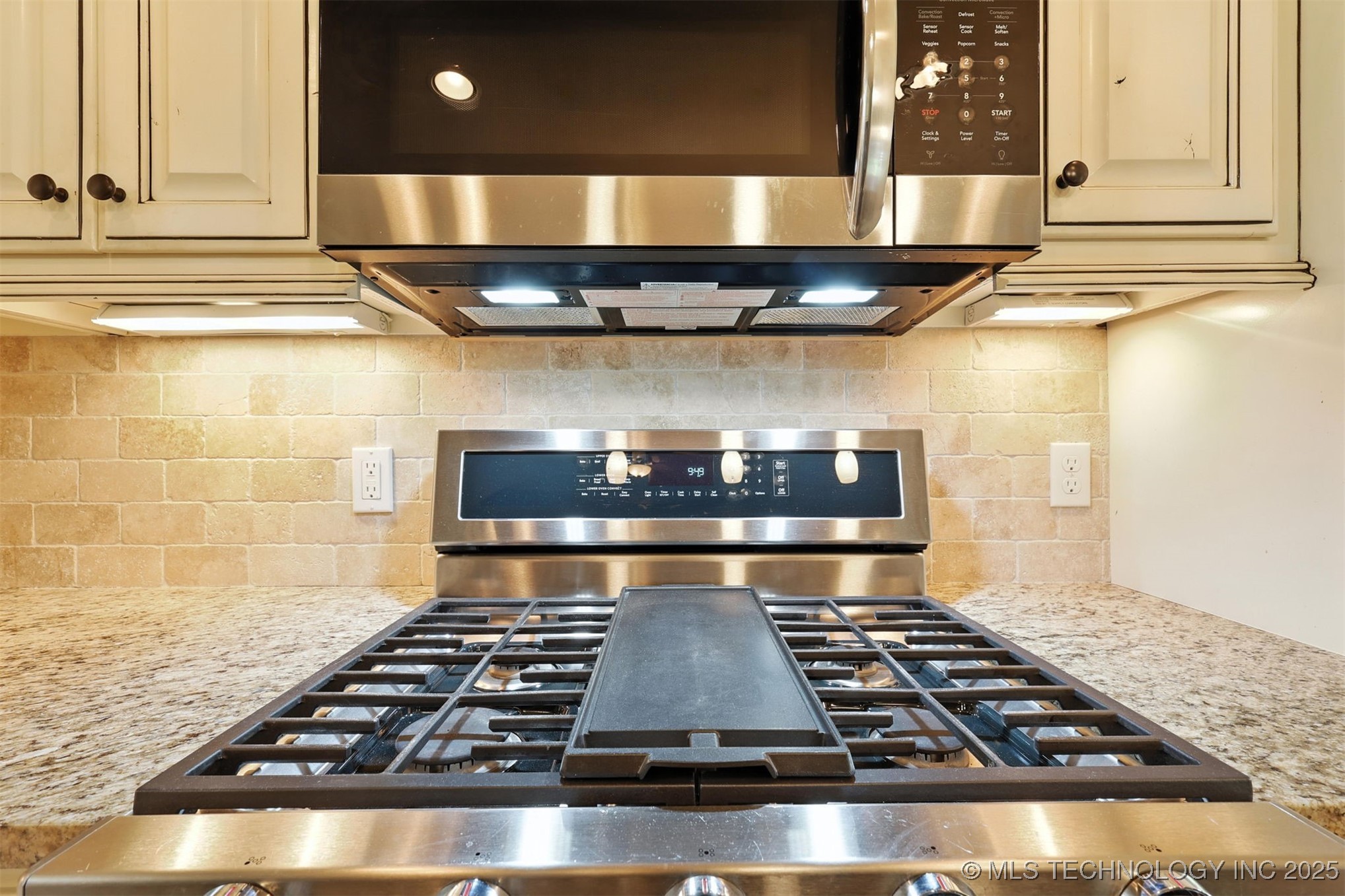 7911 E Galveston Place