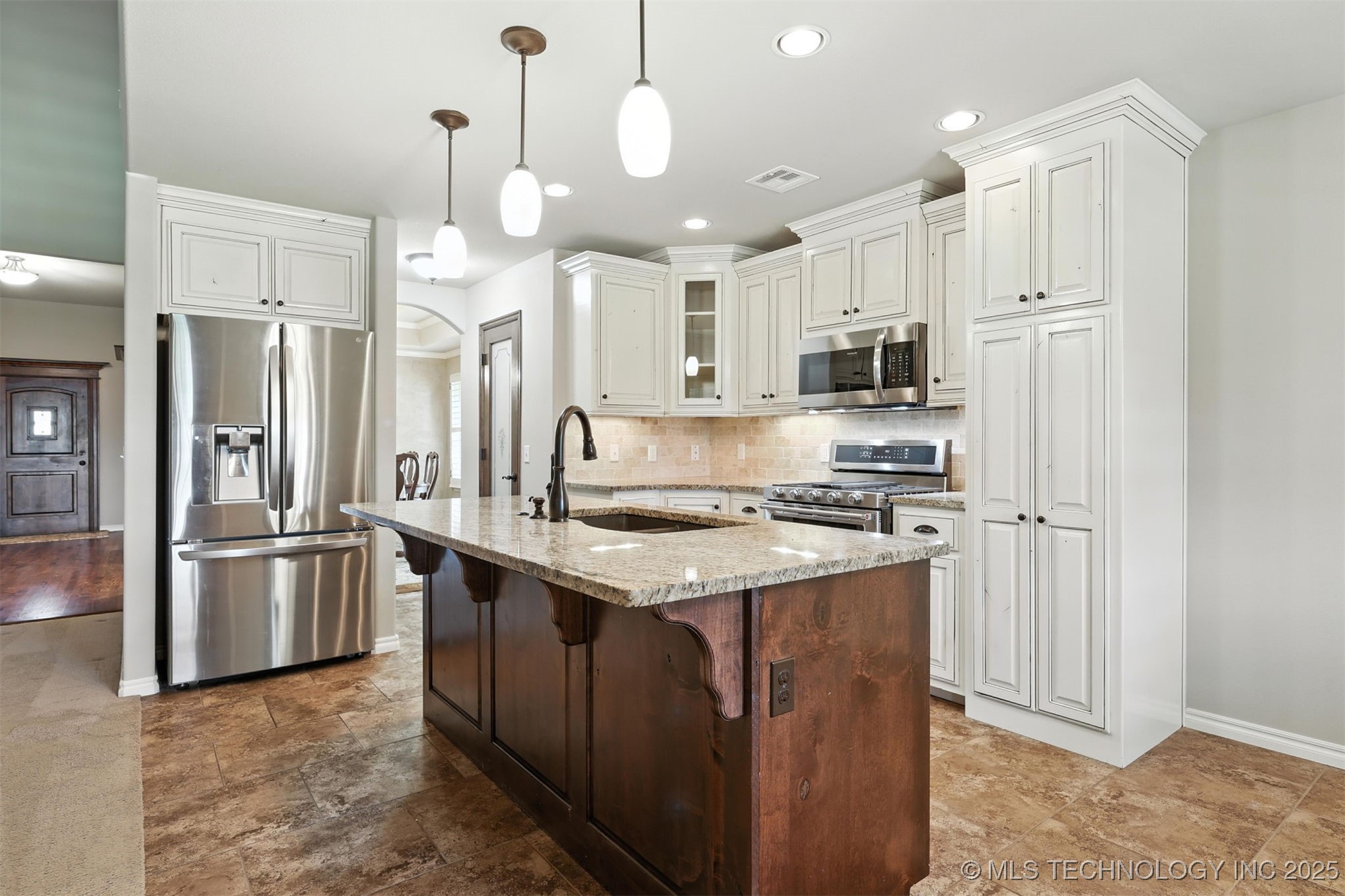 7911 E Galveston Place