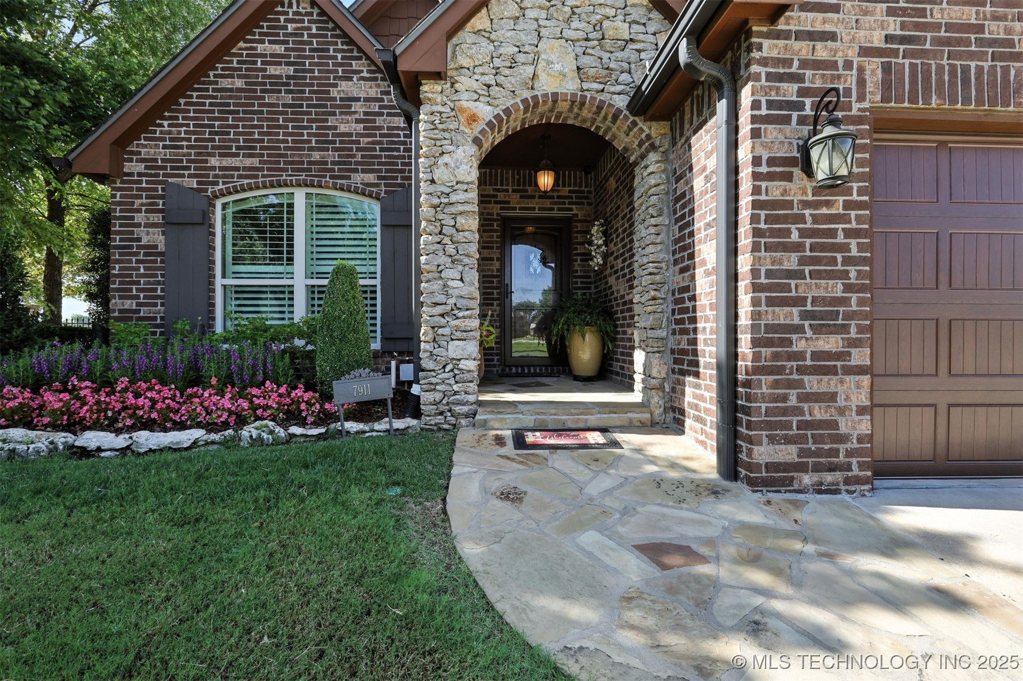 7911 E Galveston Place