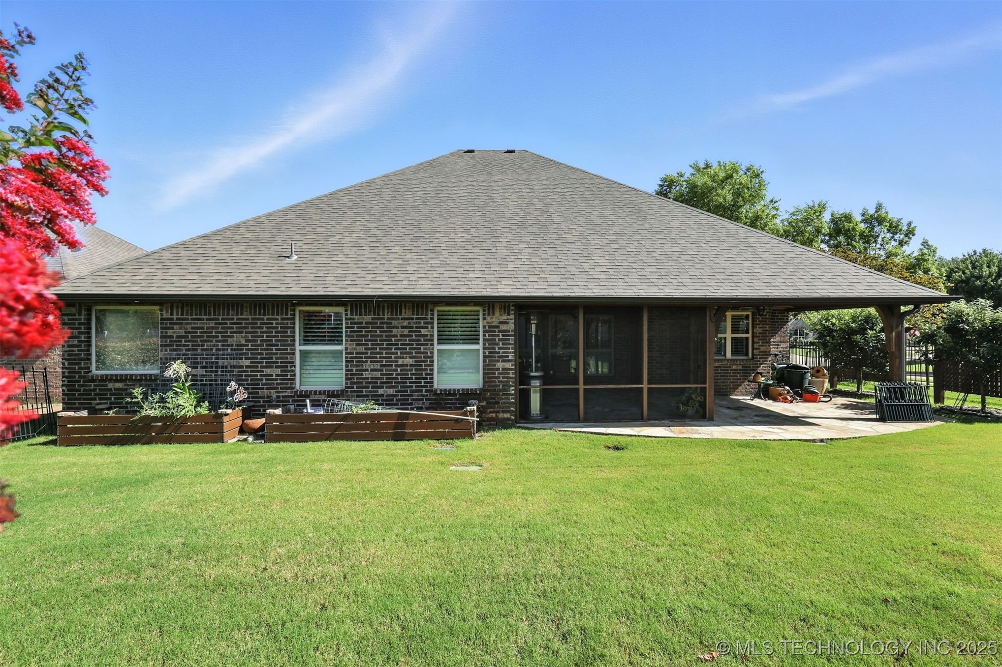 7911 E Galveston Place