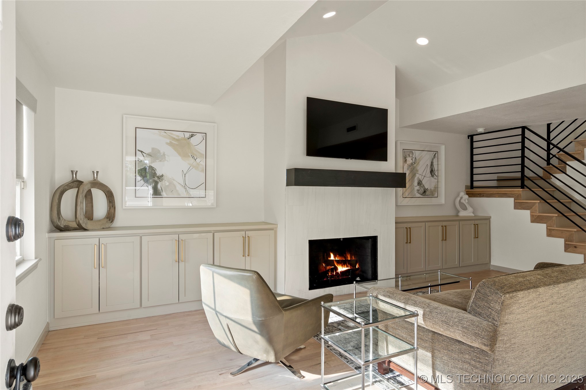 6337 E 89th Place 105