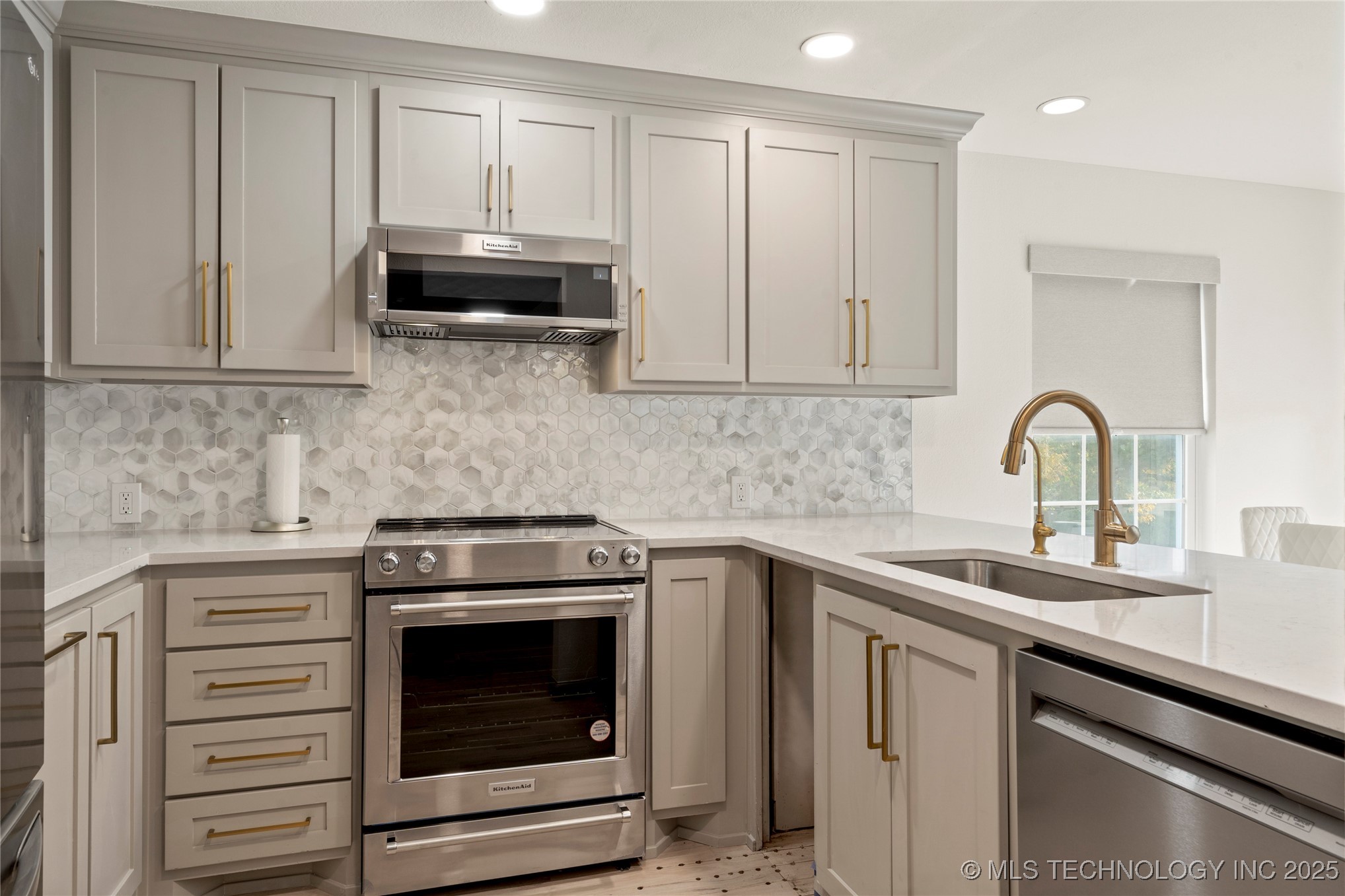 6337 E 89th Place 105