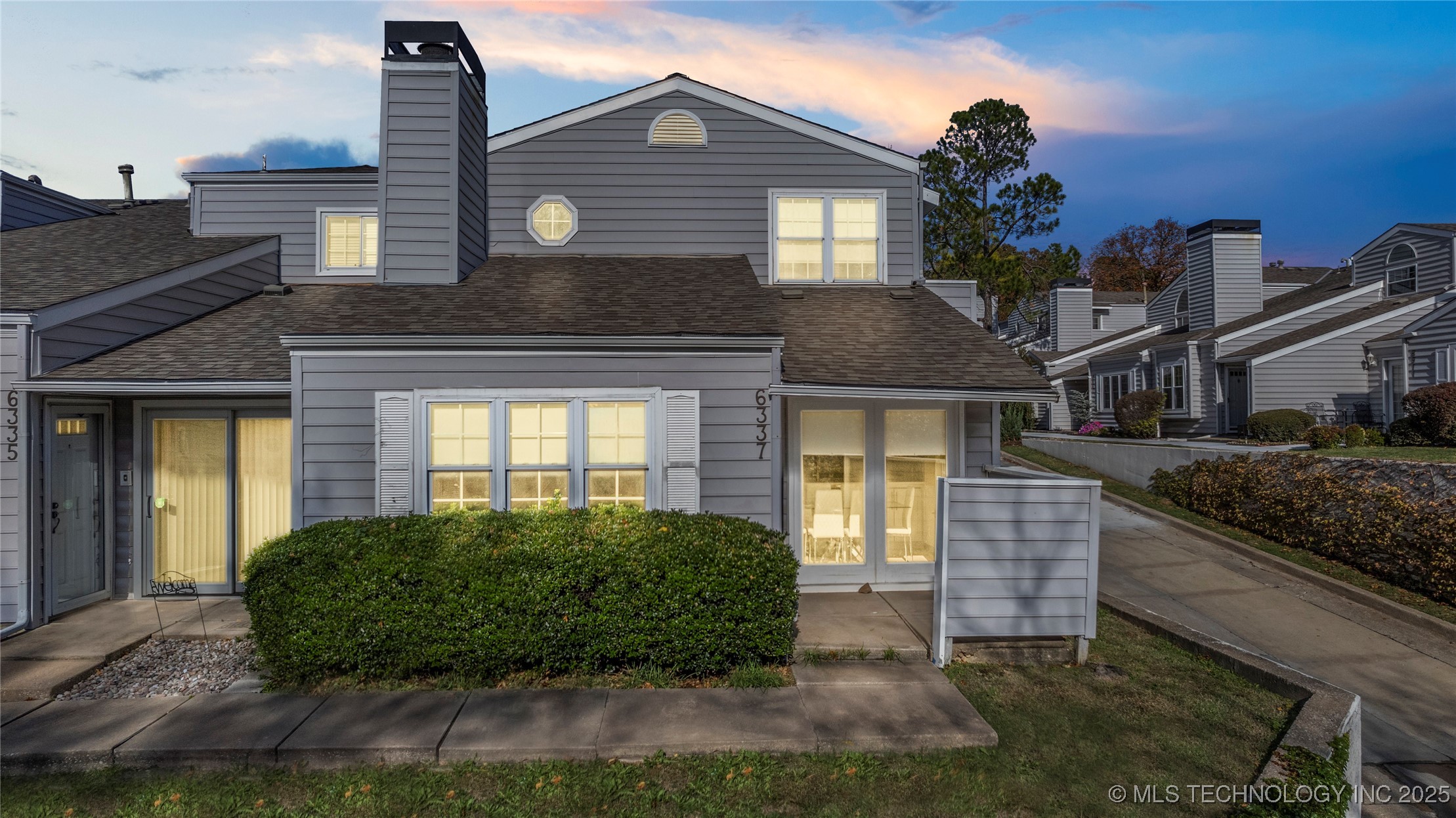 6337 E 89th Place 105