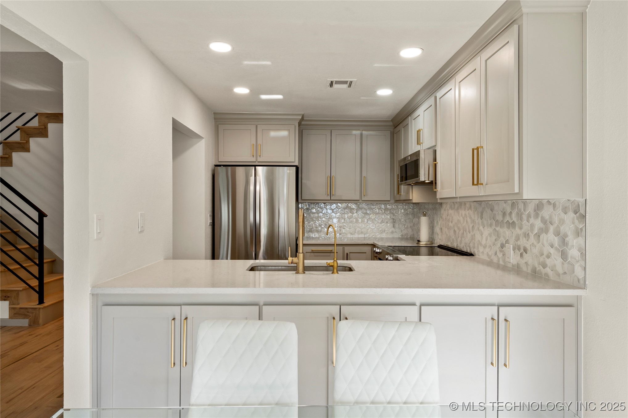 6337 E 89th Place 105