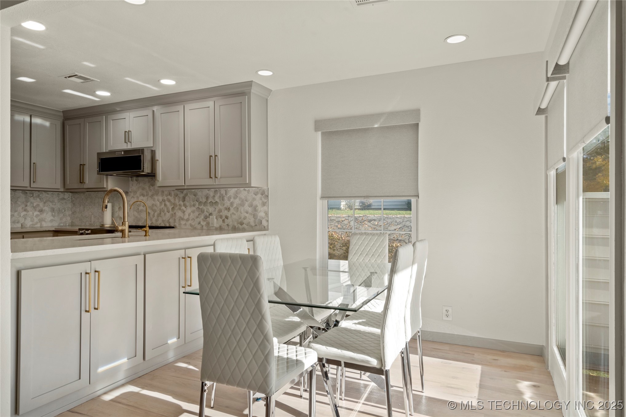 6337 E 89th Place 105