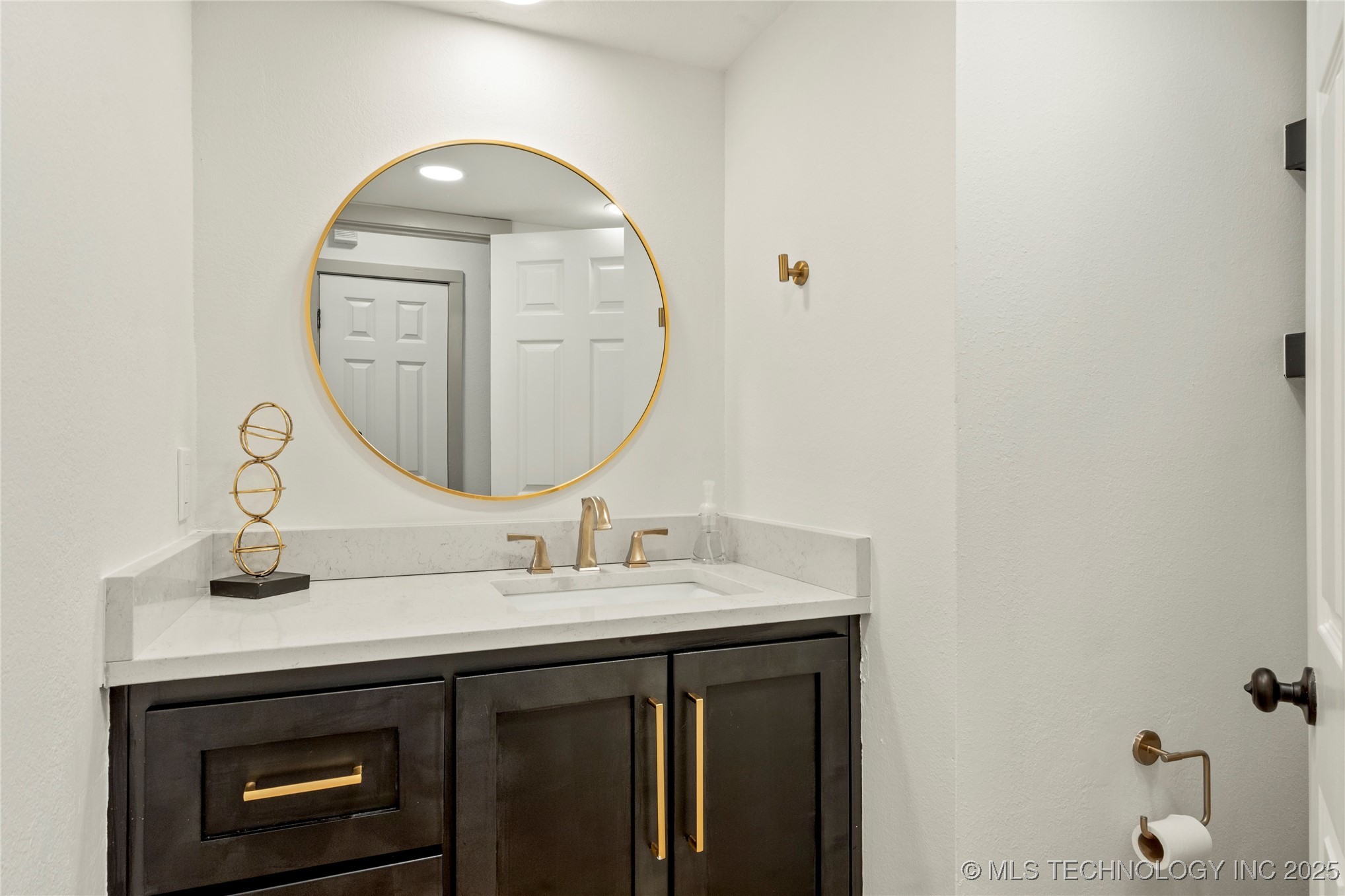 6337 E 89th Place 105