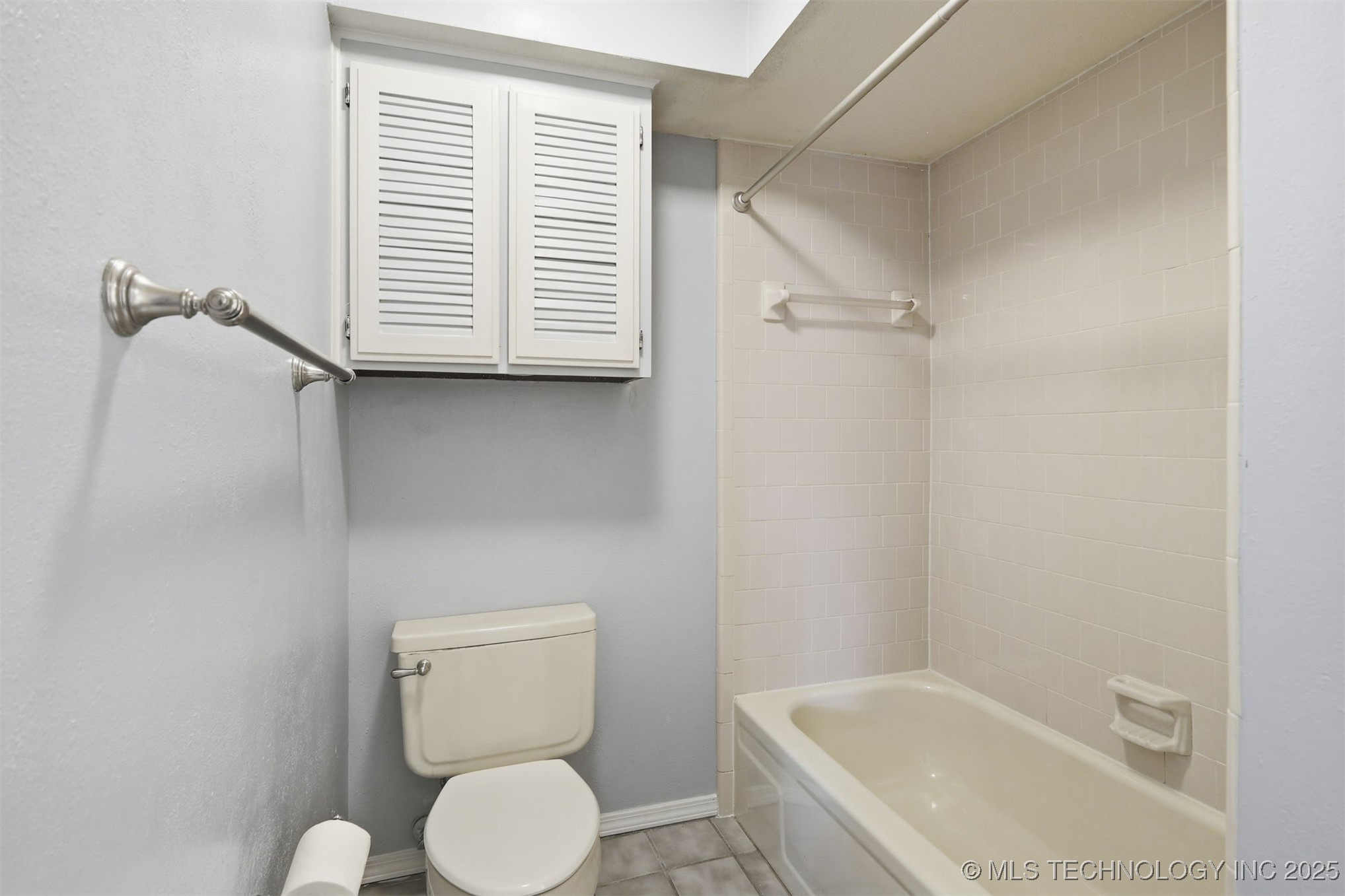 6326 E 89th Place 1006