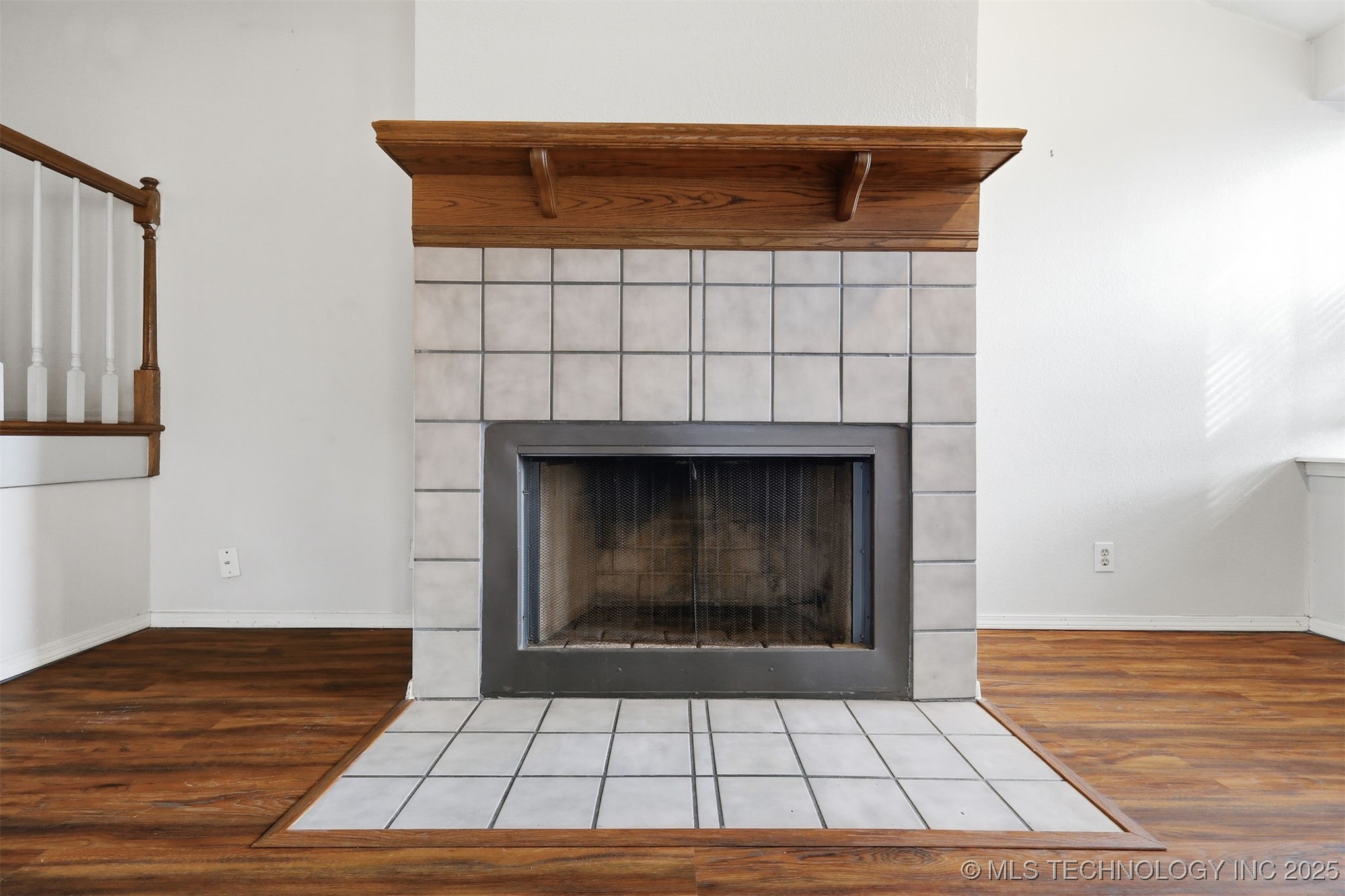 6326 E 89th Place 1006