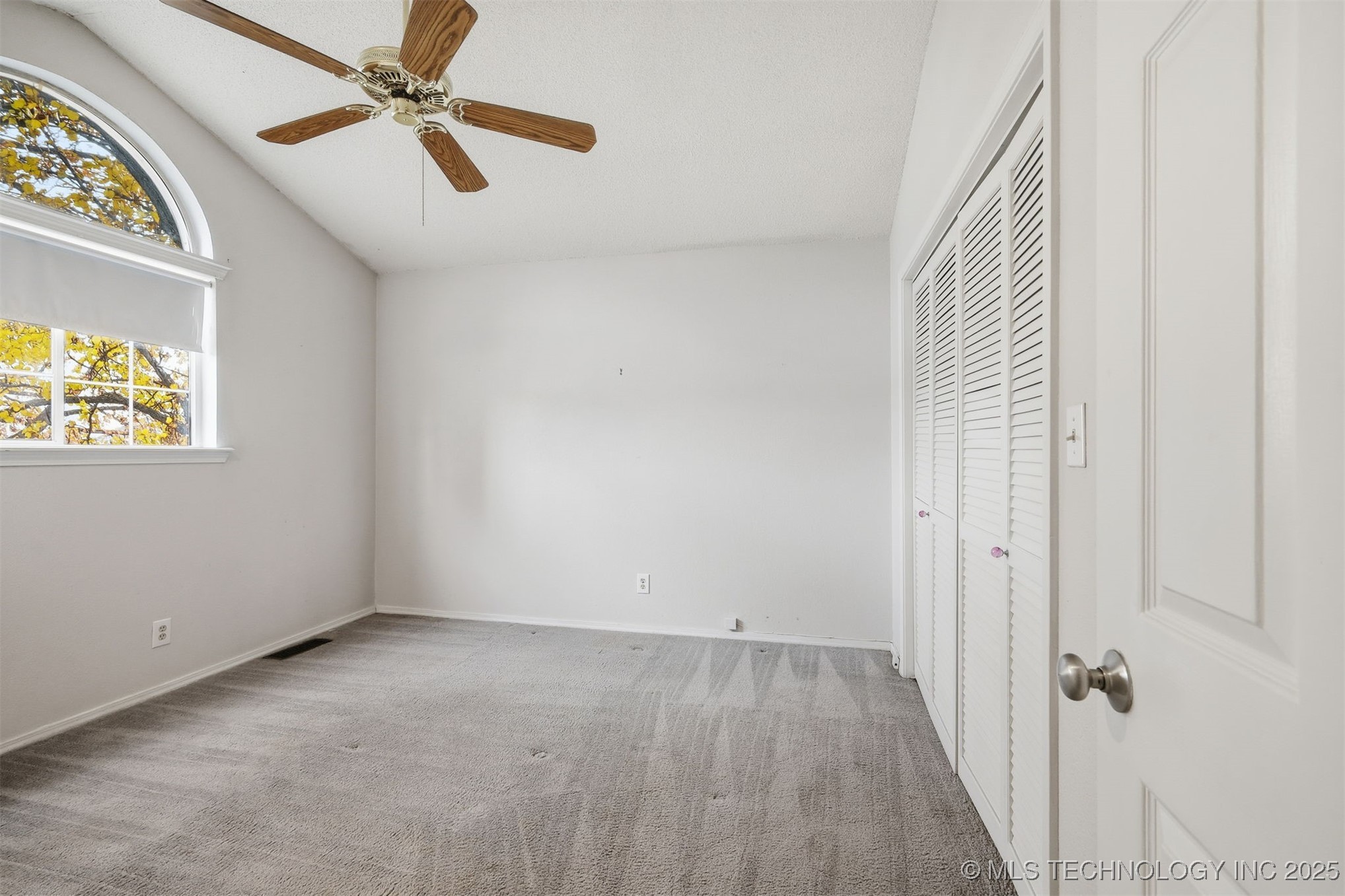 6326 E 89th Place 1006