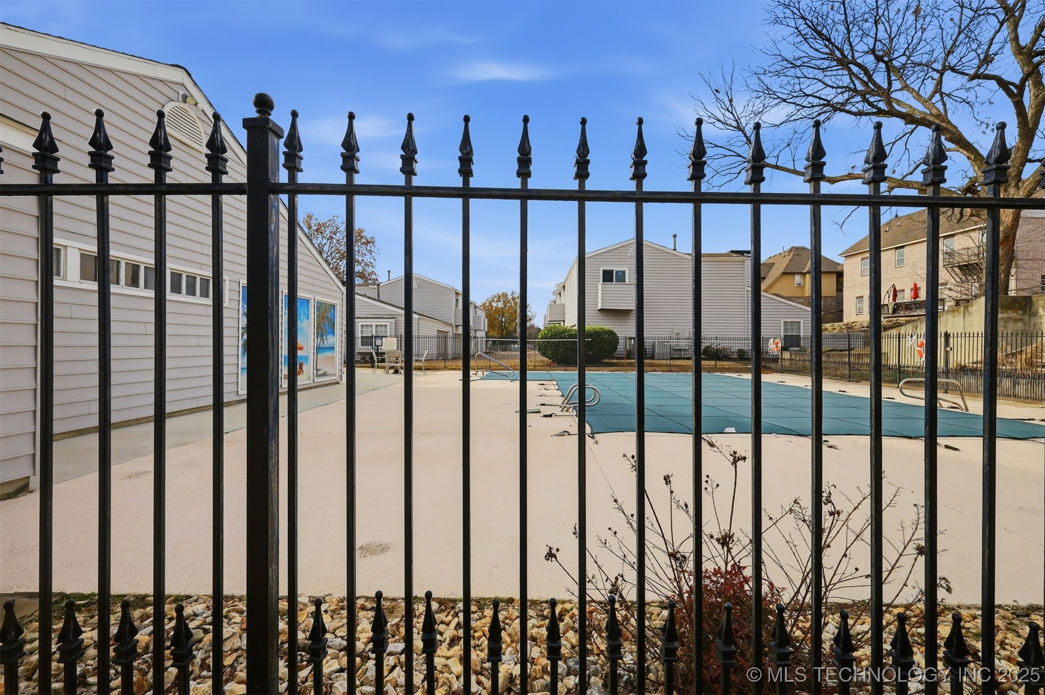 6326 E 89th Place 1006