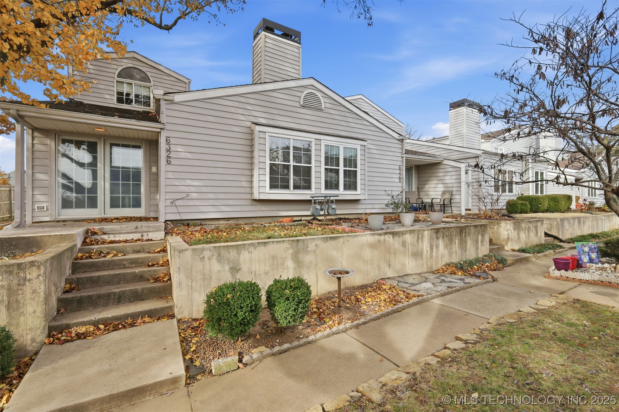 6326 E 89th Place 1006