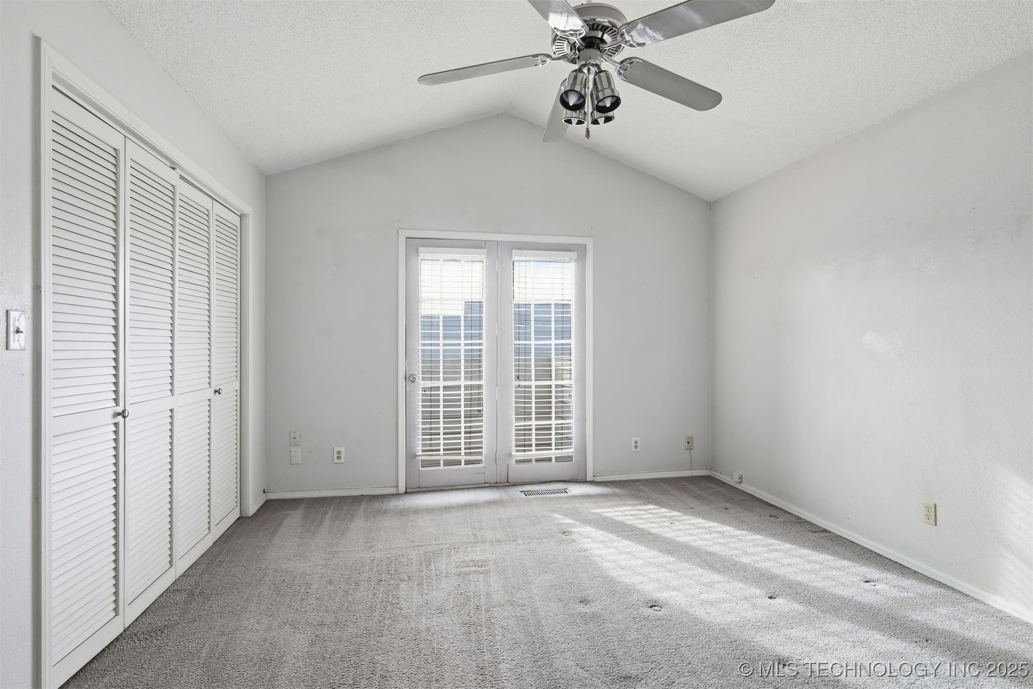 6326 E 89th Place 1006