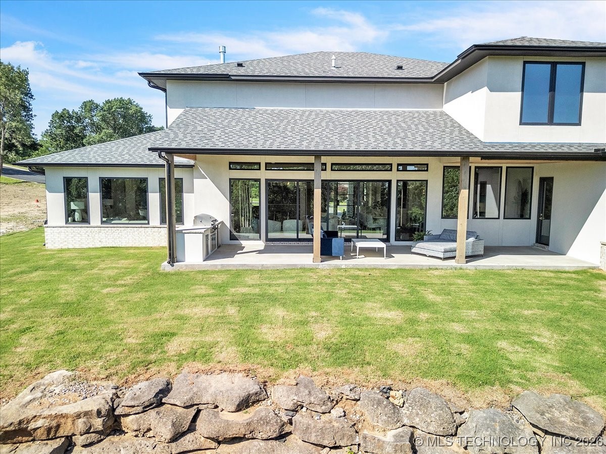 5835 E 139th Street S