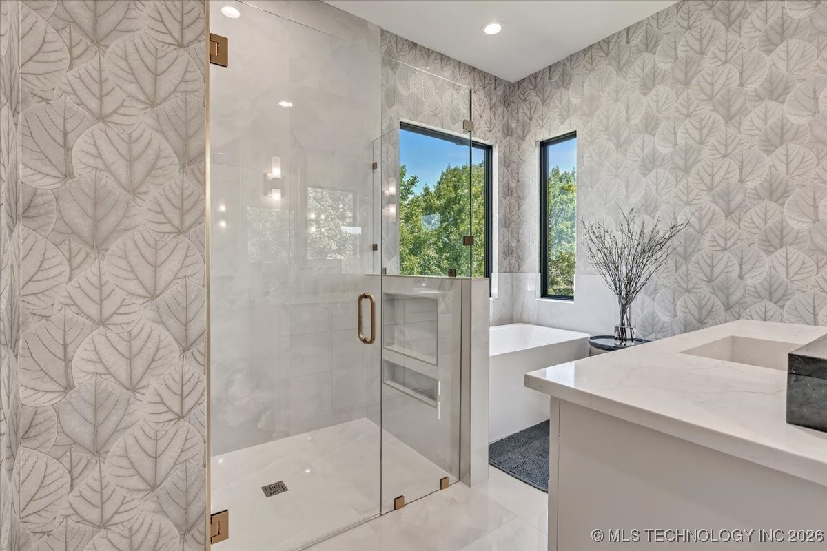 5835 E 139th Street S