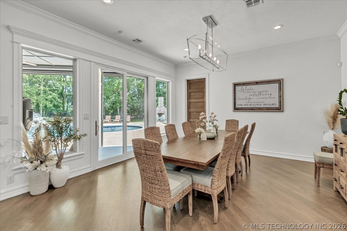 6133 E 138th Street S