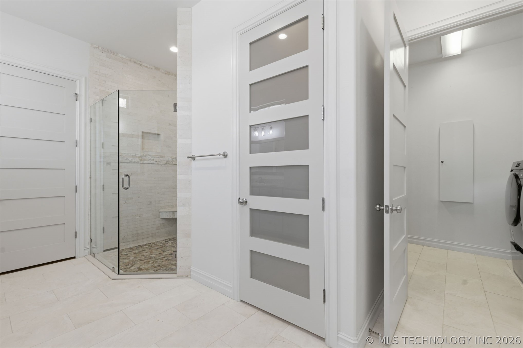 6133 E 138th Street S