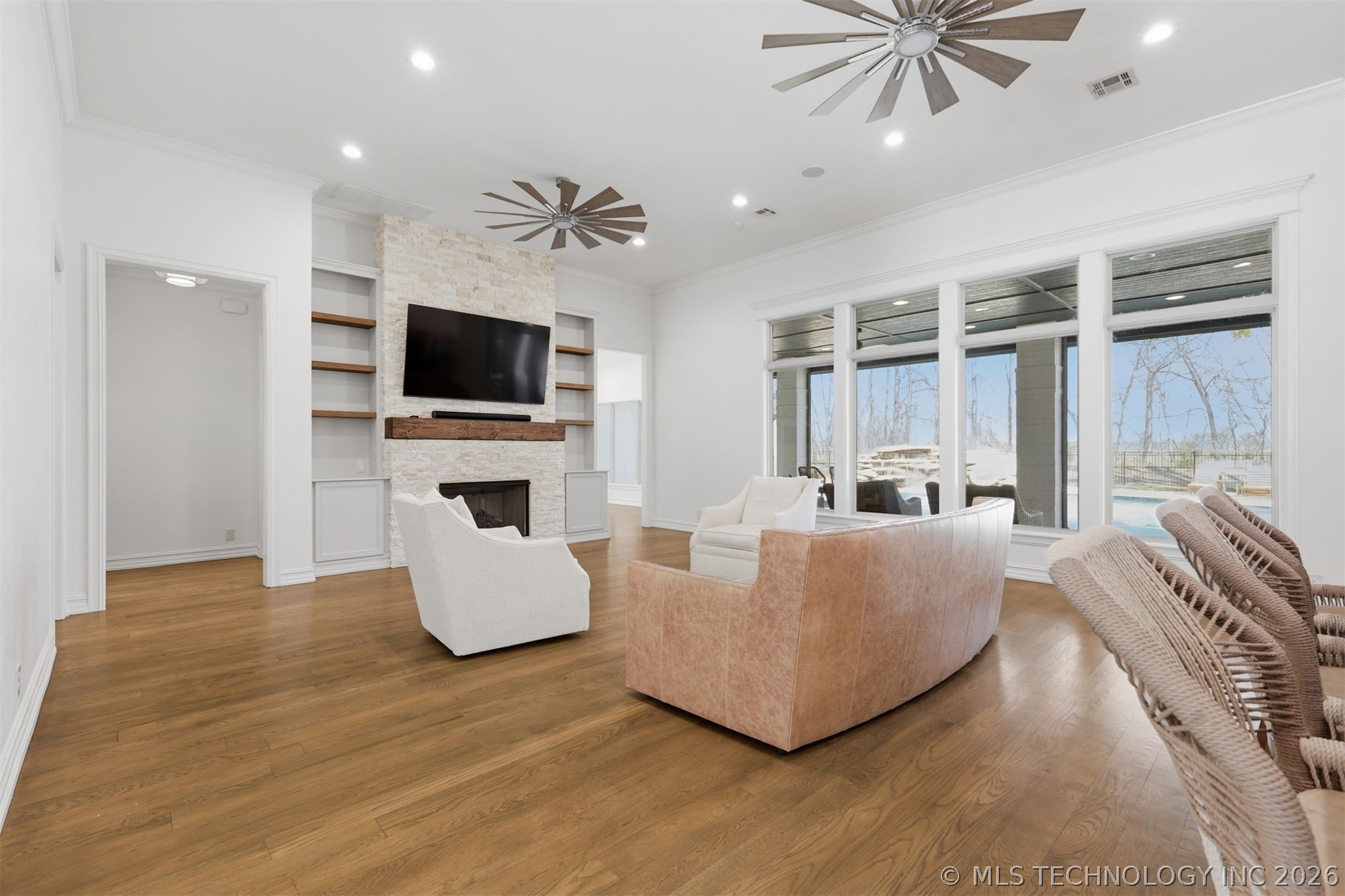 6133 E 138th Street S