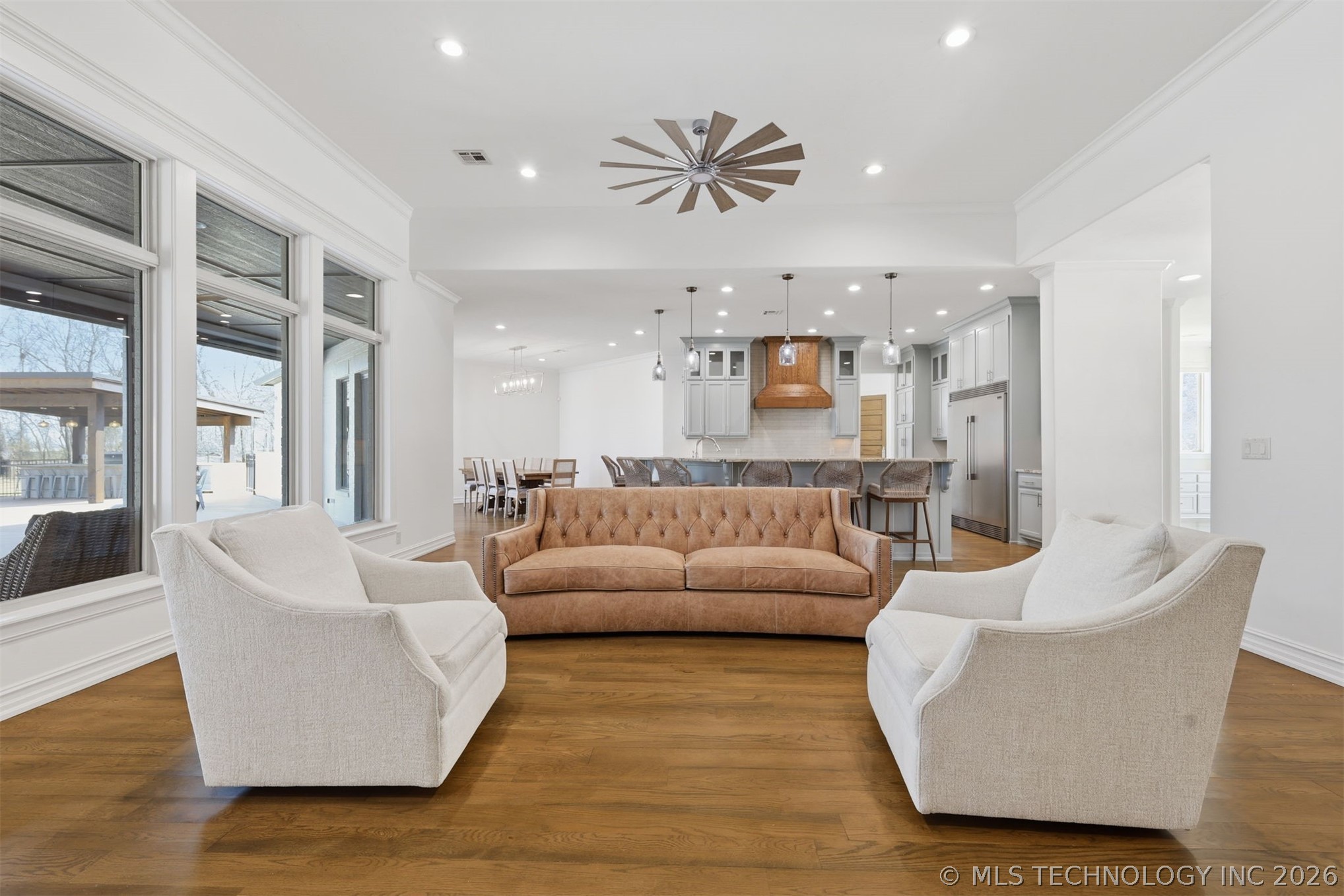 6133 E 138th Street S