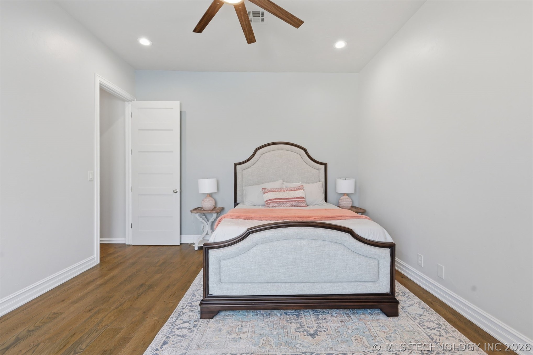 6133 E 138th Street S